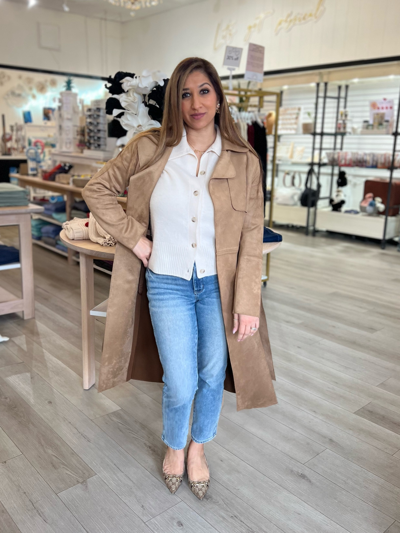 Casual in tan

#LTKStyleTip #LTKOver40 #LTKWorkwear