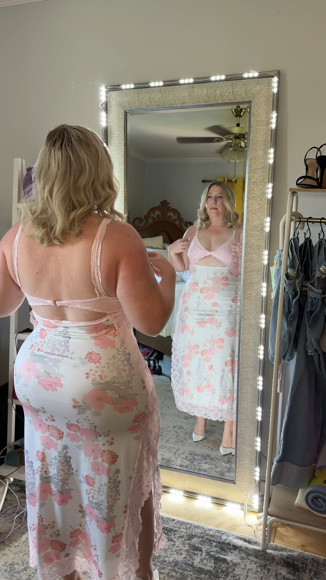 The perfect flirty summer dress/ Summer Outfit



#LTKFindsUnder50 #LTKShoeCrush #LTKMidsize