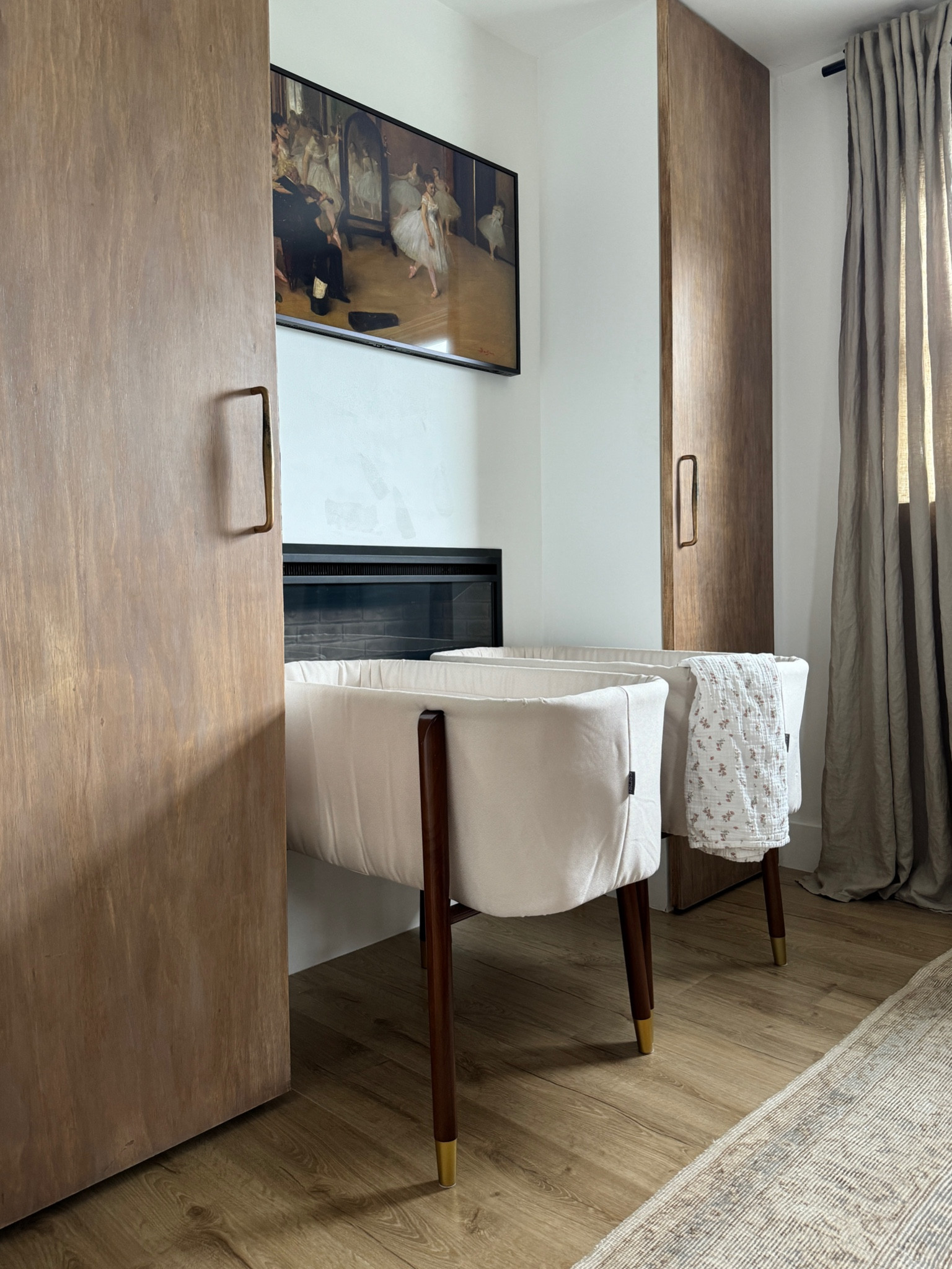 Love these neutral budget friendly bassinets! 
#bassinet#nursery#maternity#twins#neutraldecor

#LTKbaby #LTKhome #LTKbump