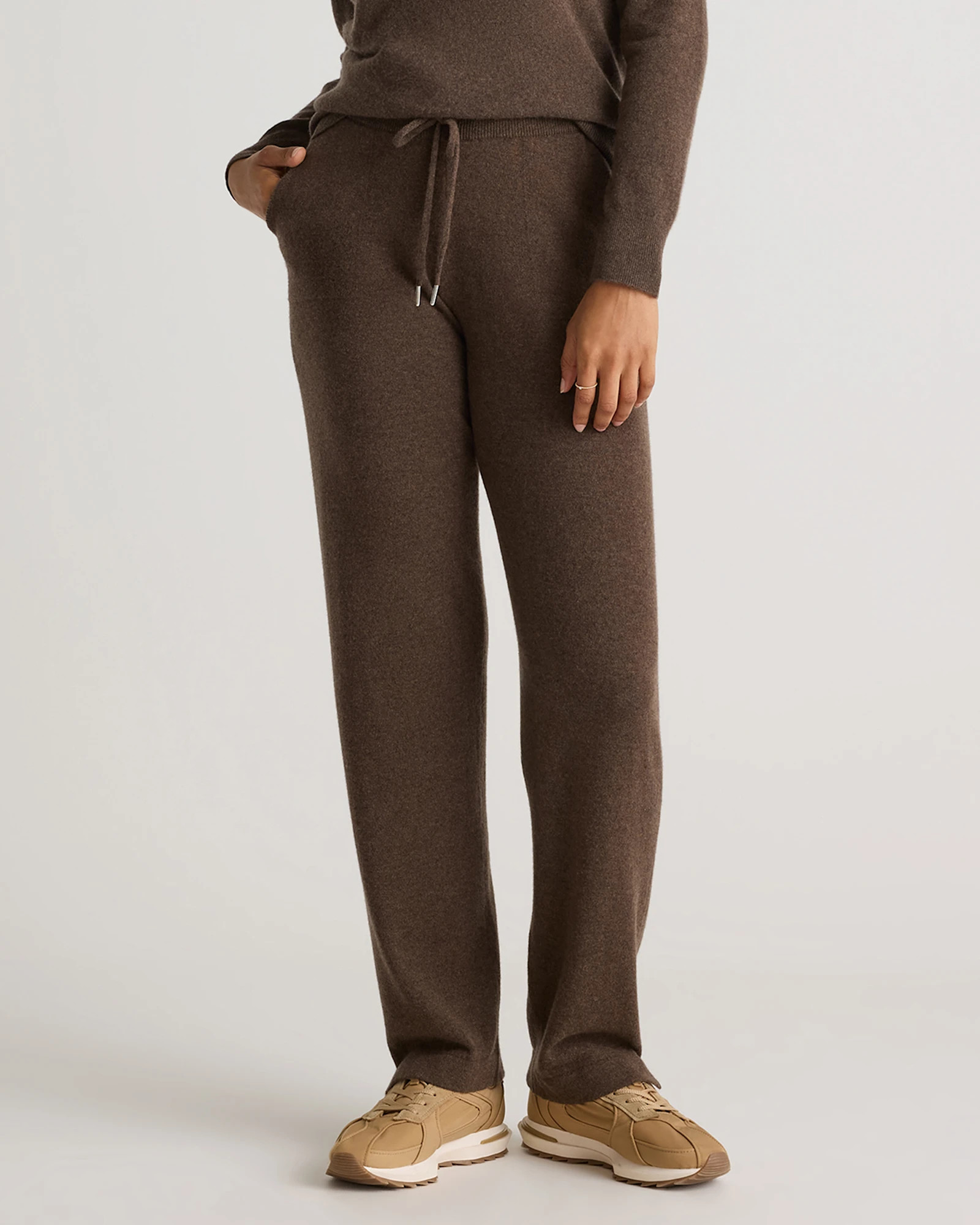 Quince | Women's Mongolian Cashmere Straight Leg Pants in True Navy, Size Large | Quince