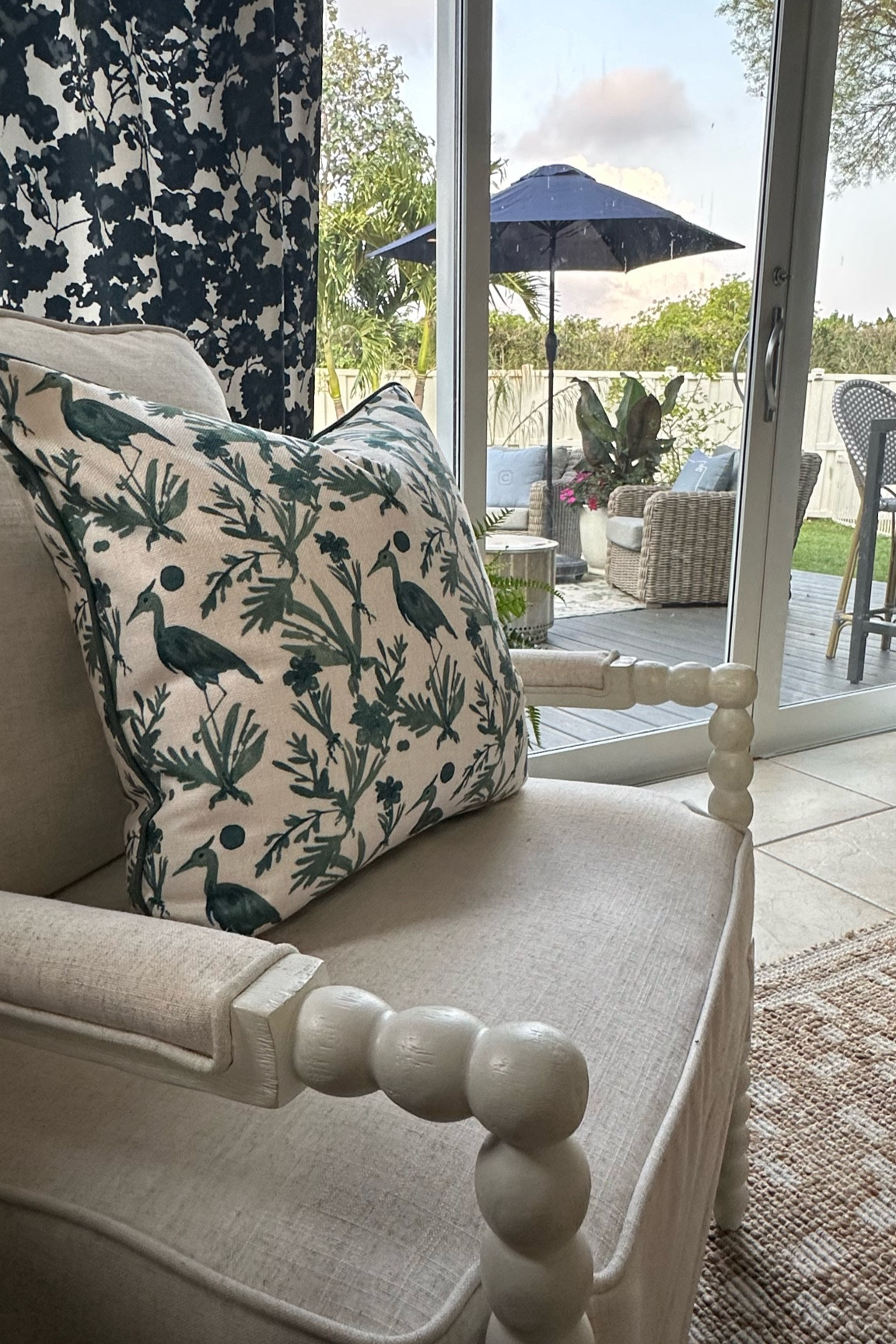 Chinoiserie pillow, Amazon pillows, Jillien harbor, Charleston print 

#LTKHome #LTKFindsUnder50