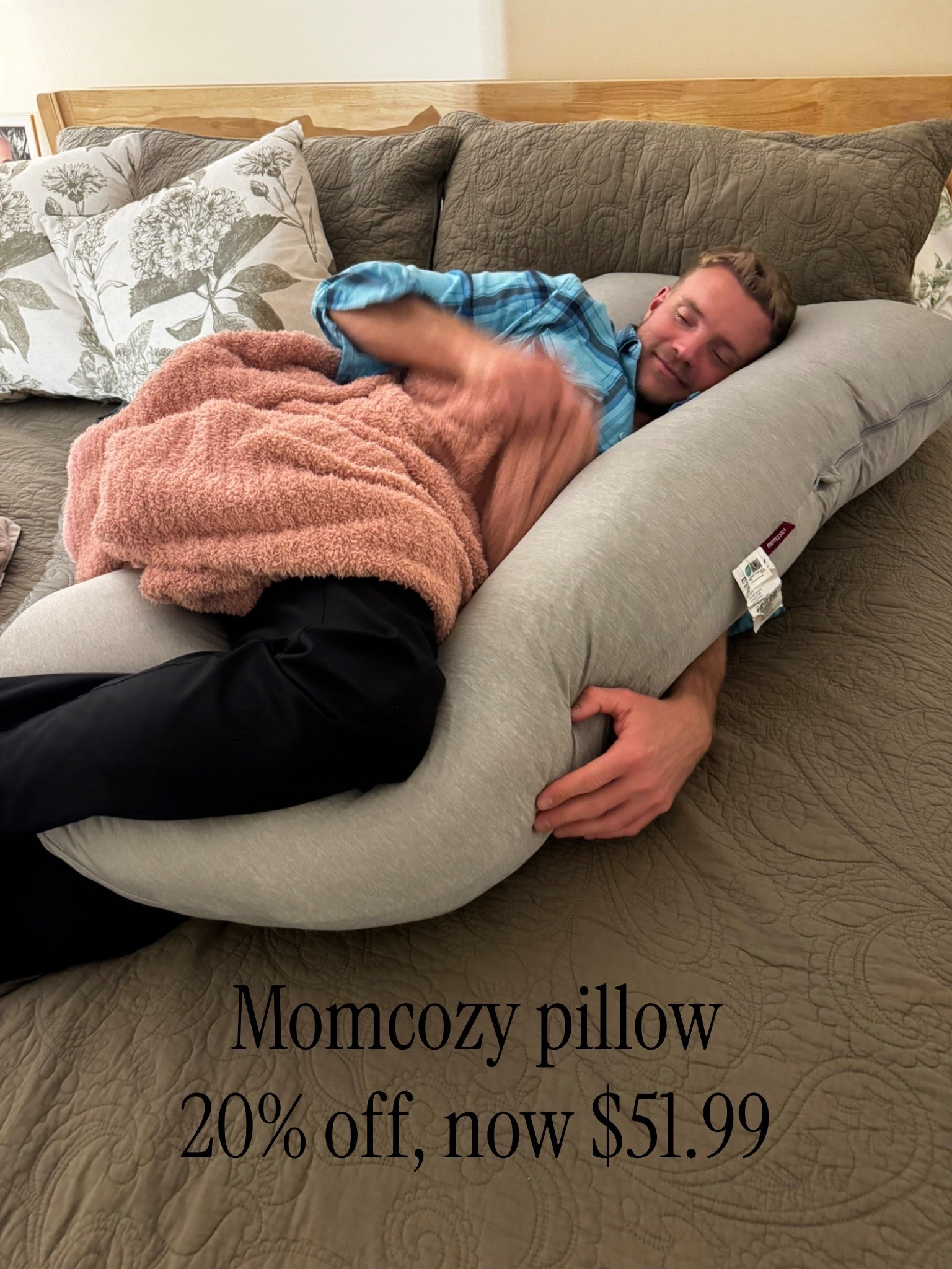 Momcozy pregnancy pillow

#LTKBaby #LTKBump #LTKSaleAlert