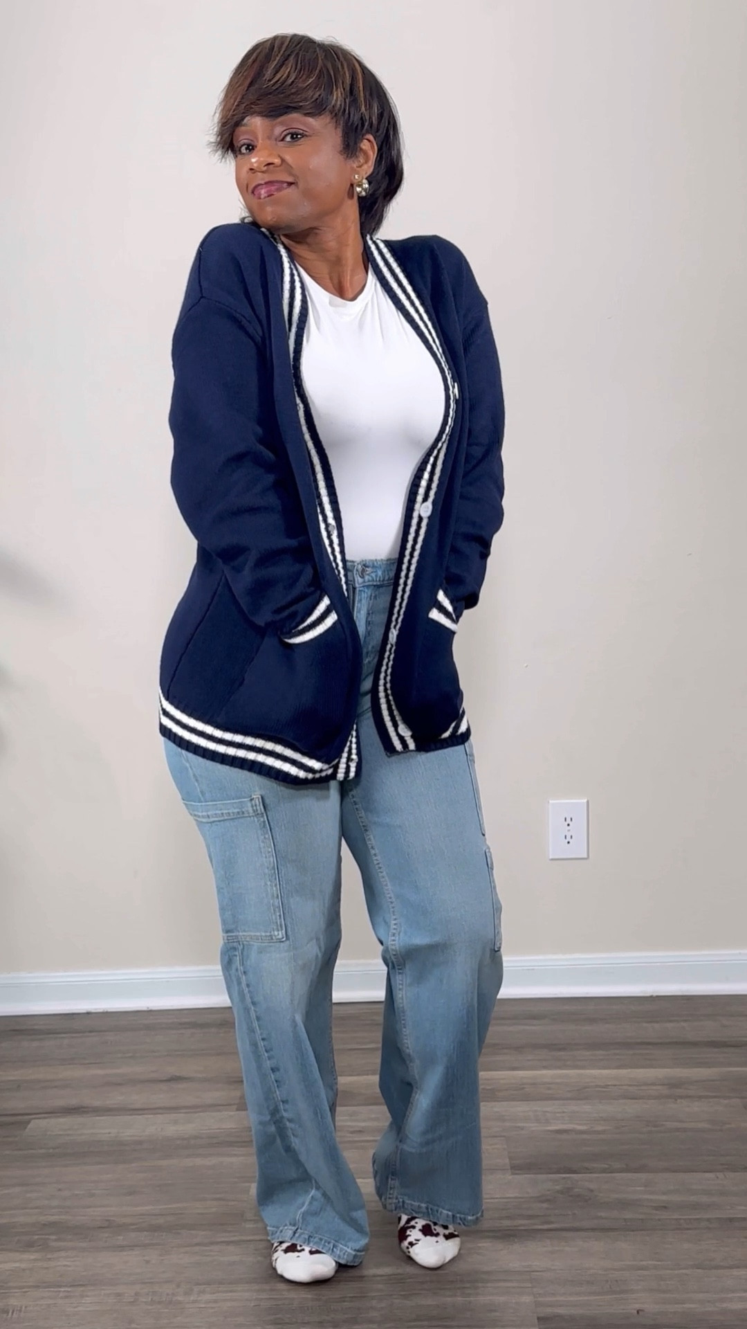 MONDAYS teacher OOTD these jeans are so good and I plan on living in this cardigan! 

#LTKFindsUnder50 #LTKWorkwear #LTKStyleTip