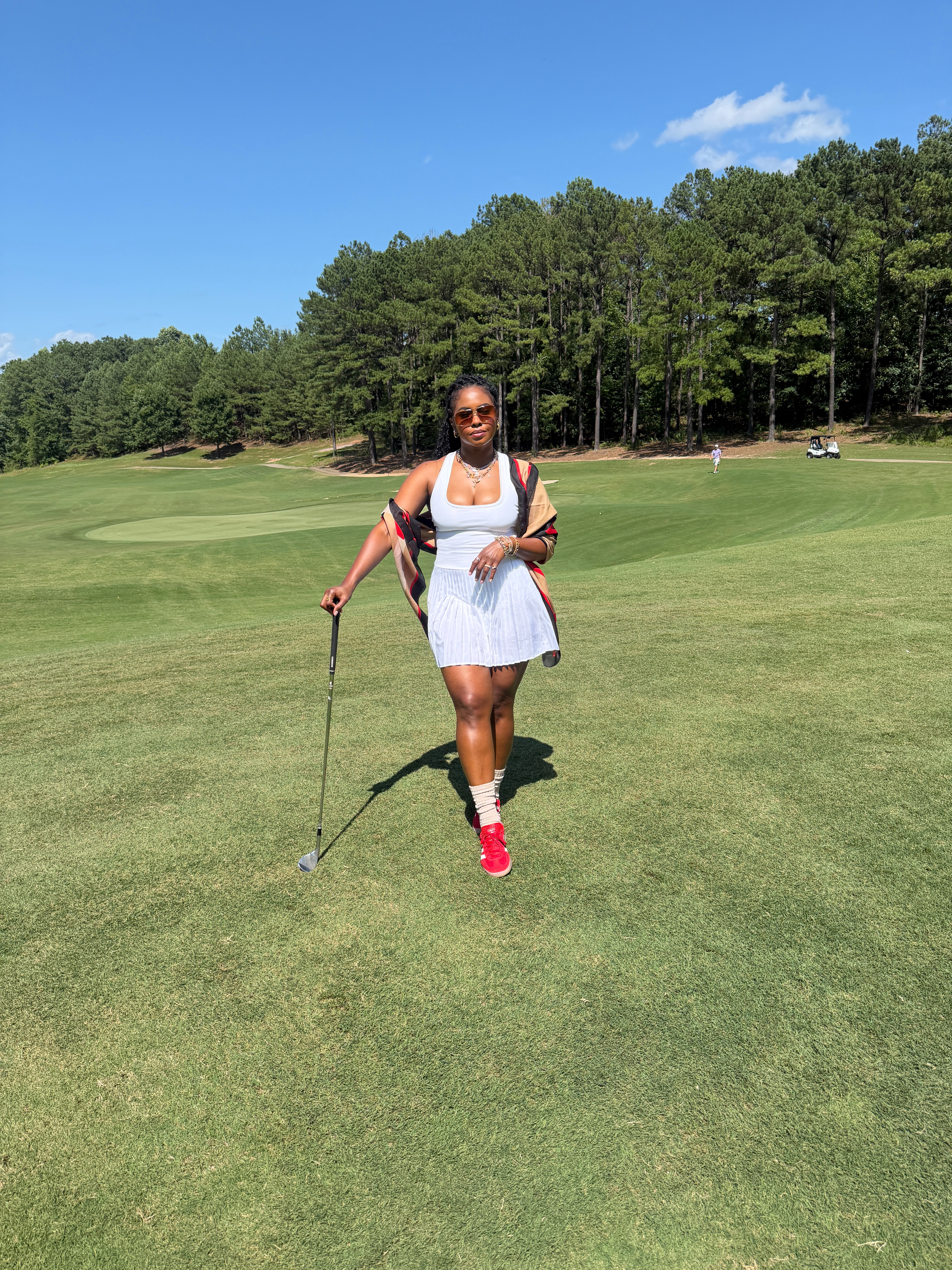 Golf Chic
jumpsuit: Medium 

 