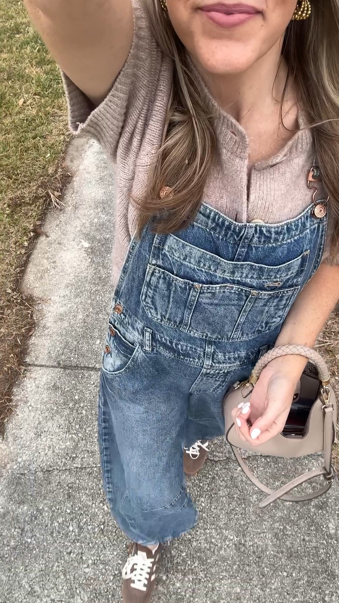 My favorite pair of overalls!! Fits slightly oversized  

#LTKmomlife #LTKootd #LTKOver40