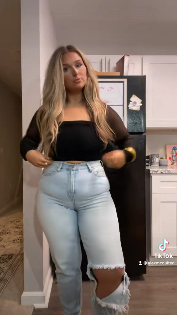 My favorite jeans of all time!
Size 11 ❤️

I also got a large in the Shein top paired with my ALL TIME FAVORITE SHU SHOP SHOES!!! (Size down in the shoes!! I typically wear an 8.5/9 & had to get an 8!)

#LTKcurves #LTKshoecrush #LTKbeauty