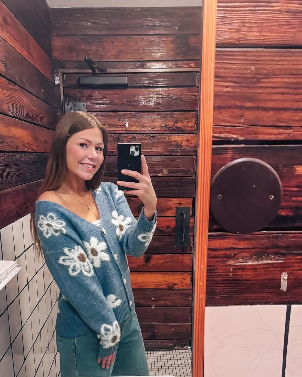 Flower sweater 🌼 