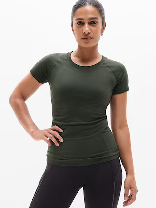 Momentum Seamless Tee | Athleta