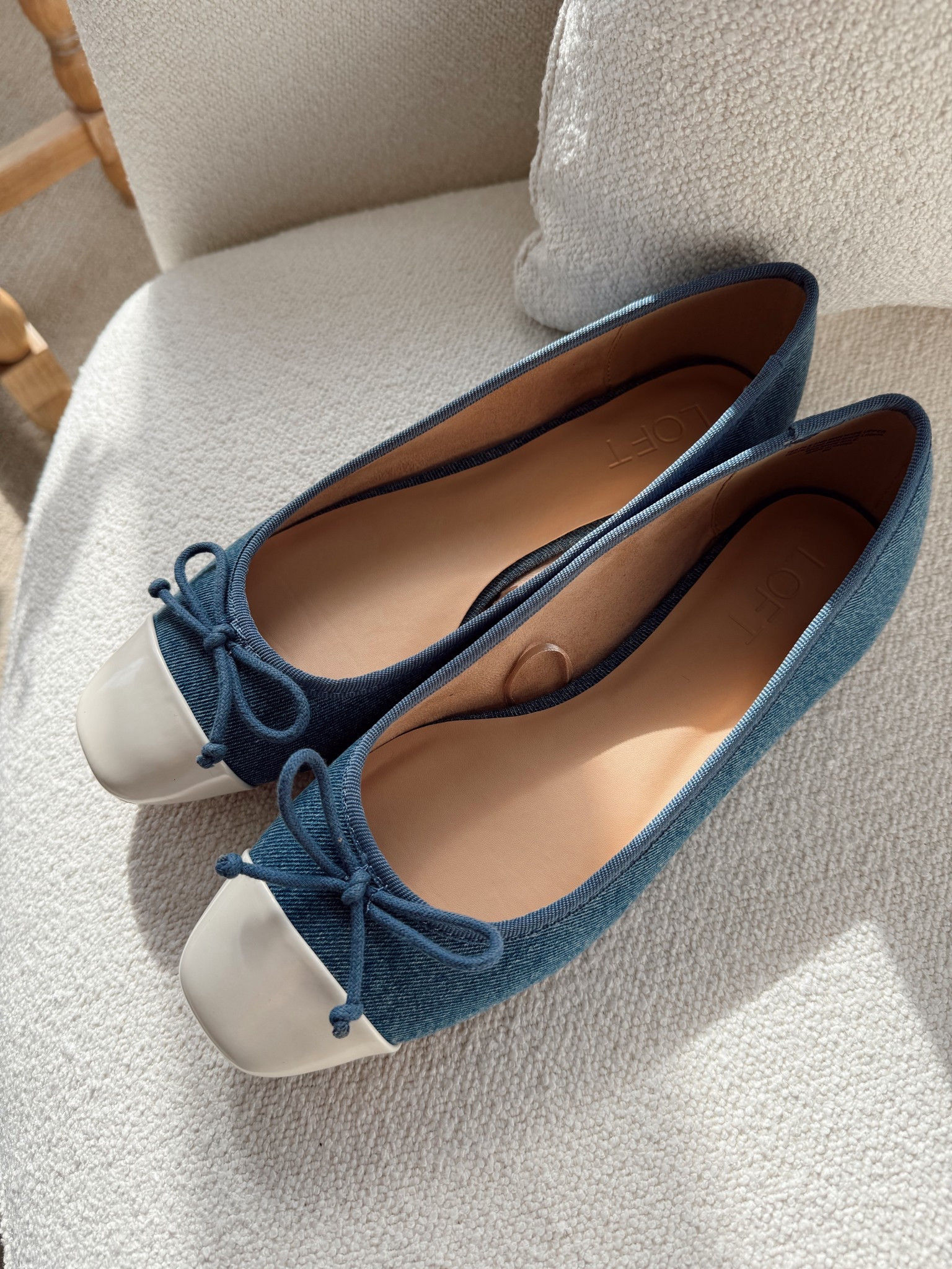 Denim cap toe flats

Ballet flats, shoes 

#LTKdayinmylife #LTKootd #LTKTravel