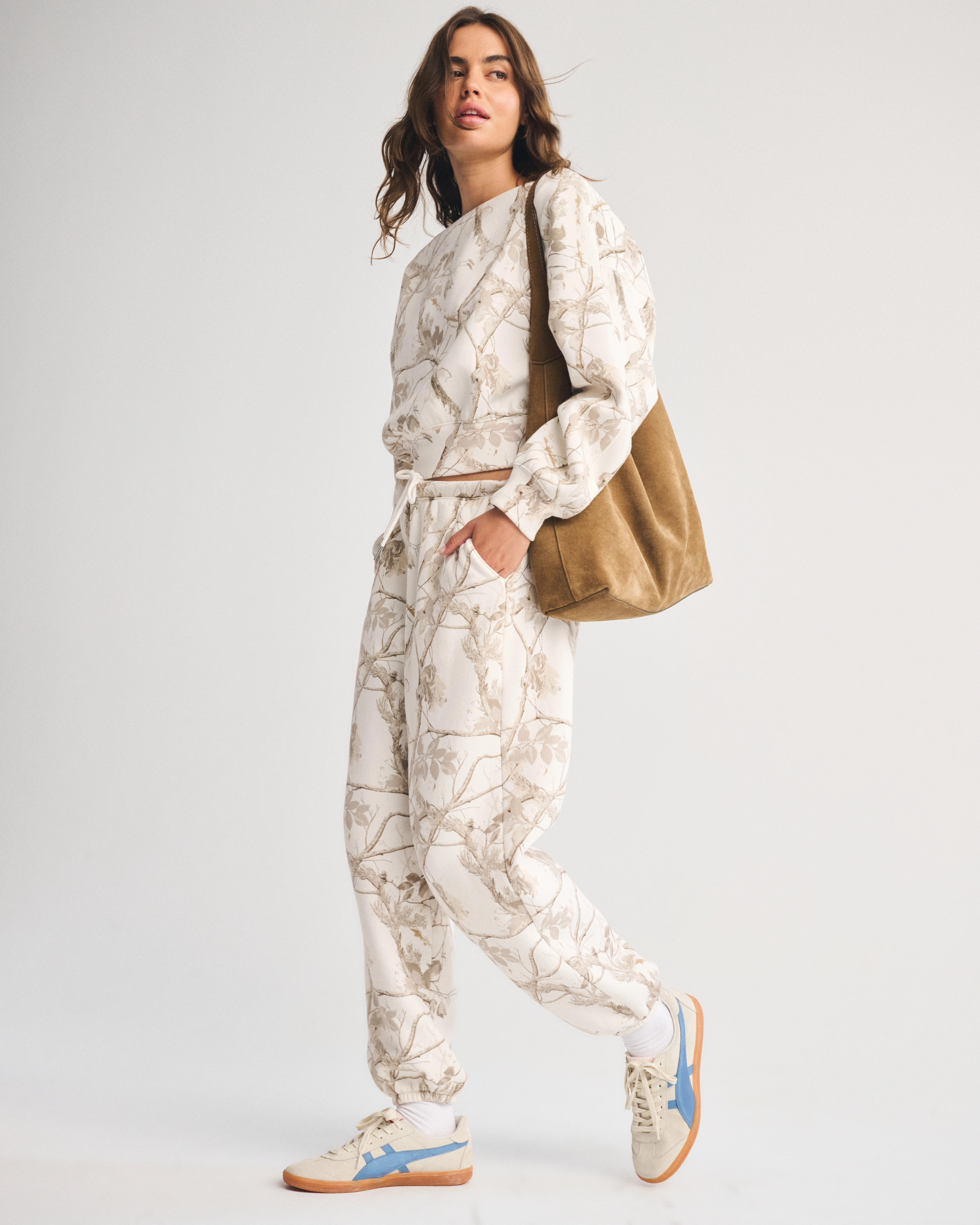 High Rise Sunday Baggy Sweatpant | Abercrombie & Fitch (US)