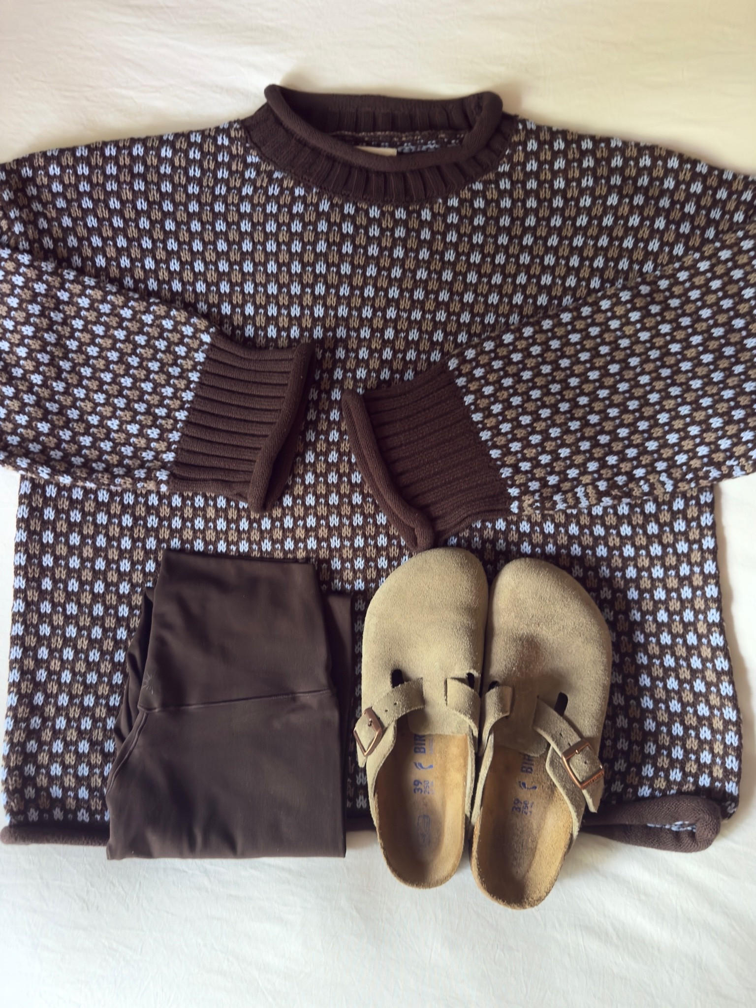 Sweater is back in stock and on sale!! 

#abercrombie #rollnecksweater #earlyfall #fallfashion #cozy #comfy #cotton #newarrivals #backtoschool

#LTKSaleAlert #LTKSeasonal