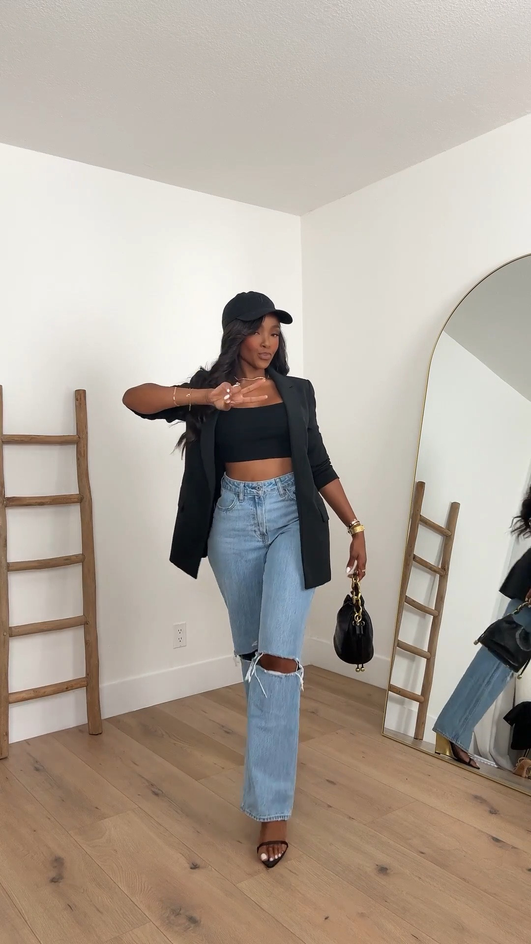 Scroll to shop 👇🏽 Everything from this look is linked below ✨  Size Small | 5’4” | 140 lbs  📲 Download the FREE LTK app & follow @kirasfashionfinds  Petite summer outfit, women’s outfit ideas, everyday style, affordable fashion, summer fashion  #LTKPetite #LTKootd #LTKSeasonal
