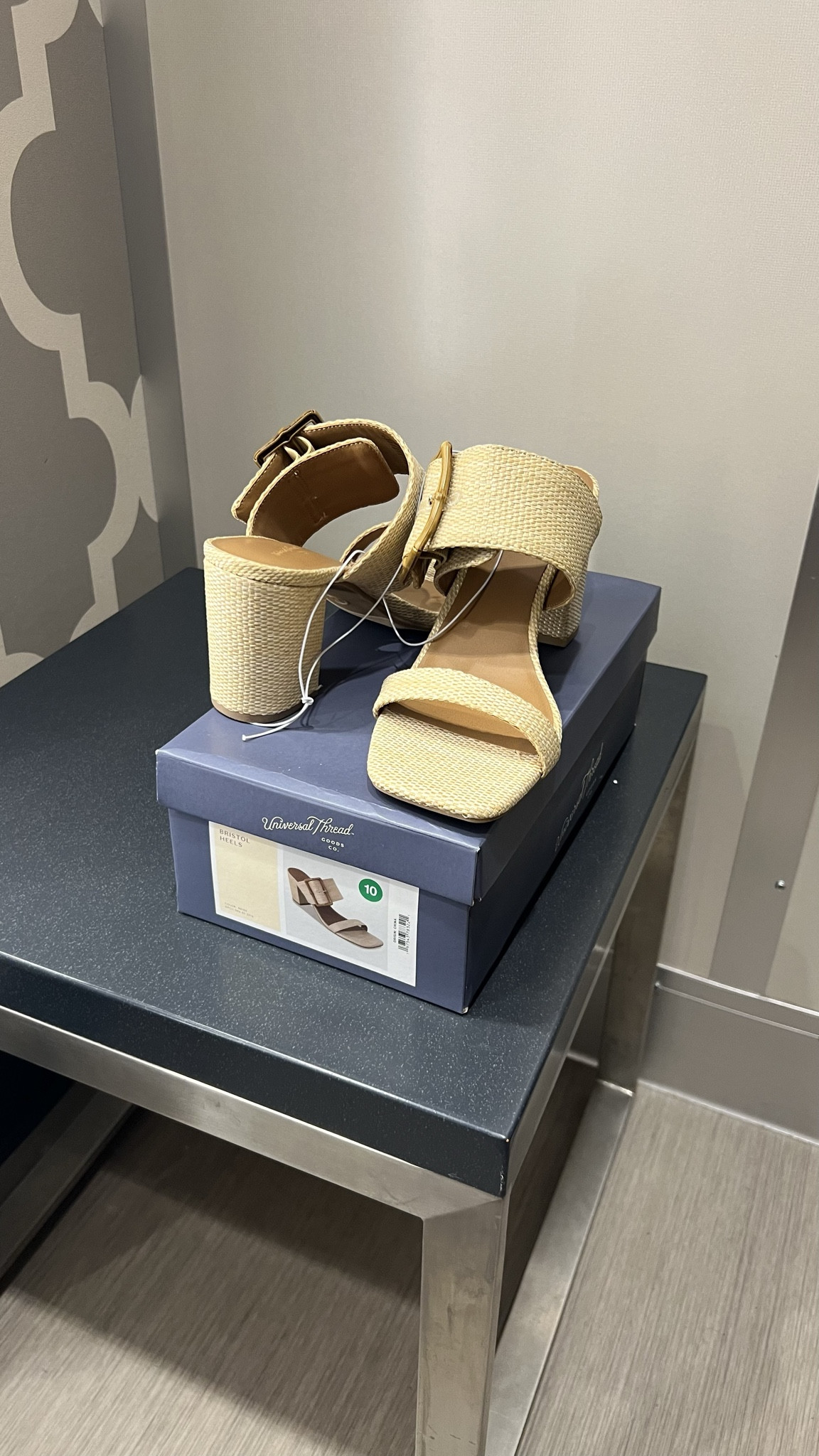 These mules are the perfect spring addition ✨

#LTKfindsunder50 #LTKshoecrush #LTKstyletip