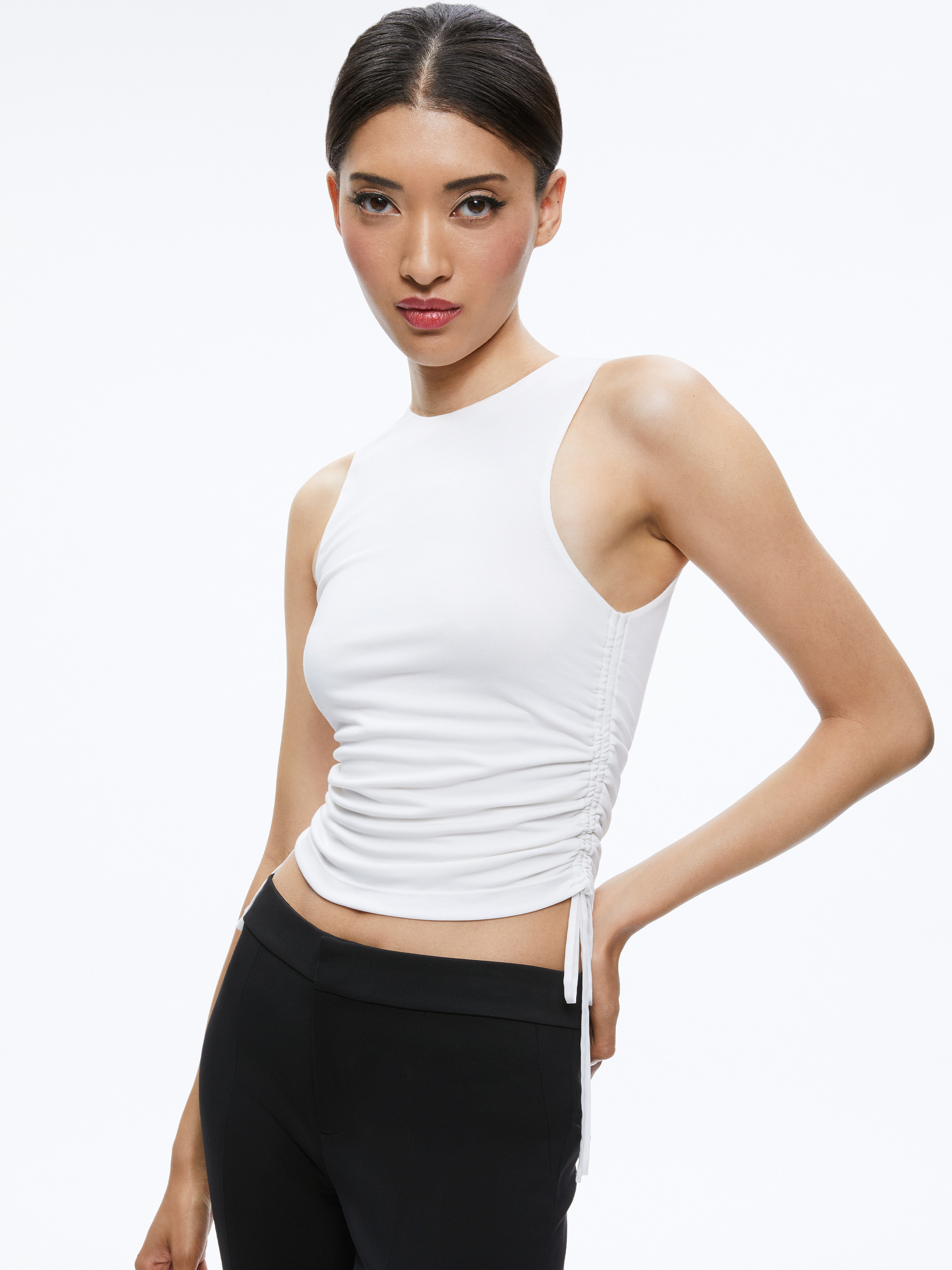 CHRISSY CREWNECK RUCHED CROP TOP | Alice + Olivia