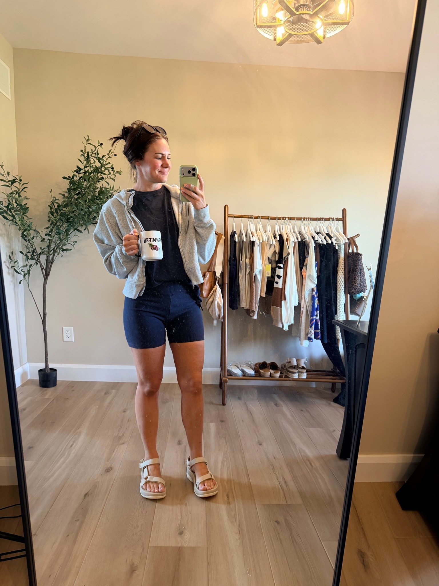 Easy ootd

#LTKootd #LTKgrwm #LTKmomlife