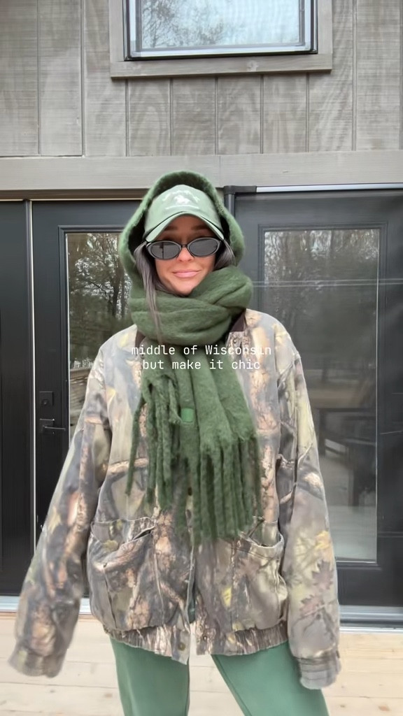 Warm winter outfit at the cabin

#LTKSeasonal #LTKfindsunder100 #LTKstyletip