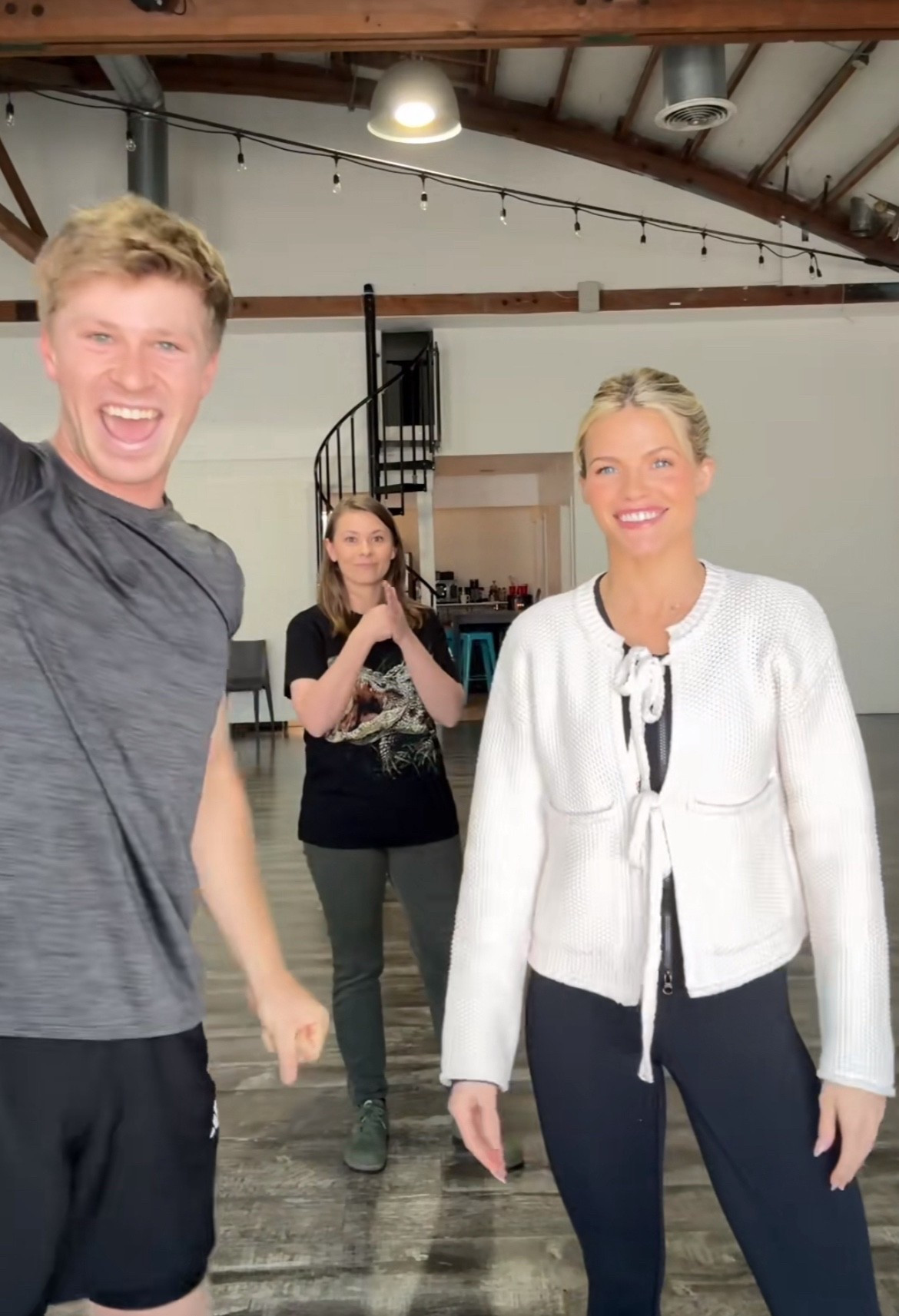 Lots of questions about this sweater! It’s sold out so linking similar 🤍

#LTKActive #LTKStyleTip #LTKSeasonal