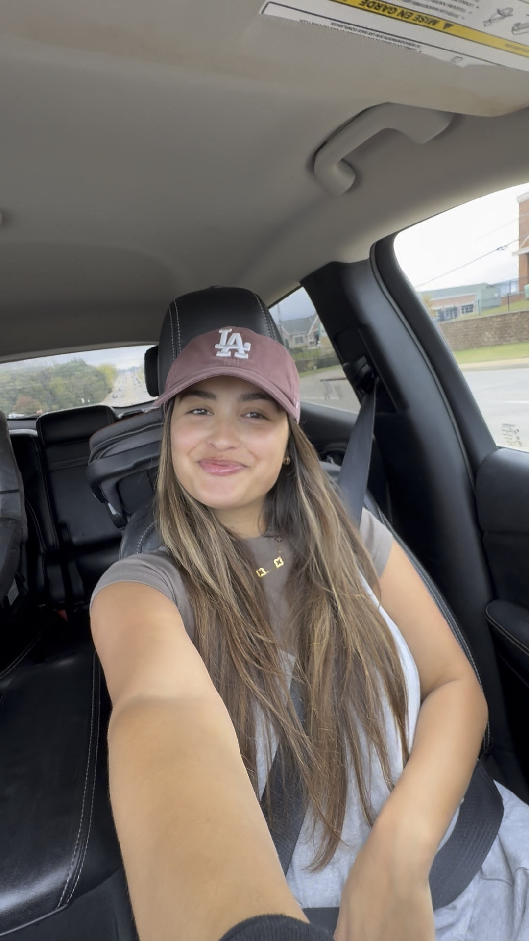 Comfy & cute outfit for a mom on the go! 

#LTKShoeCrush #LTKFindsUnder50 #LTKStyleTip