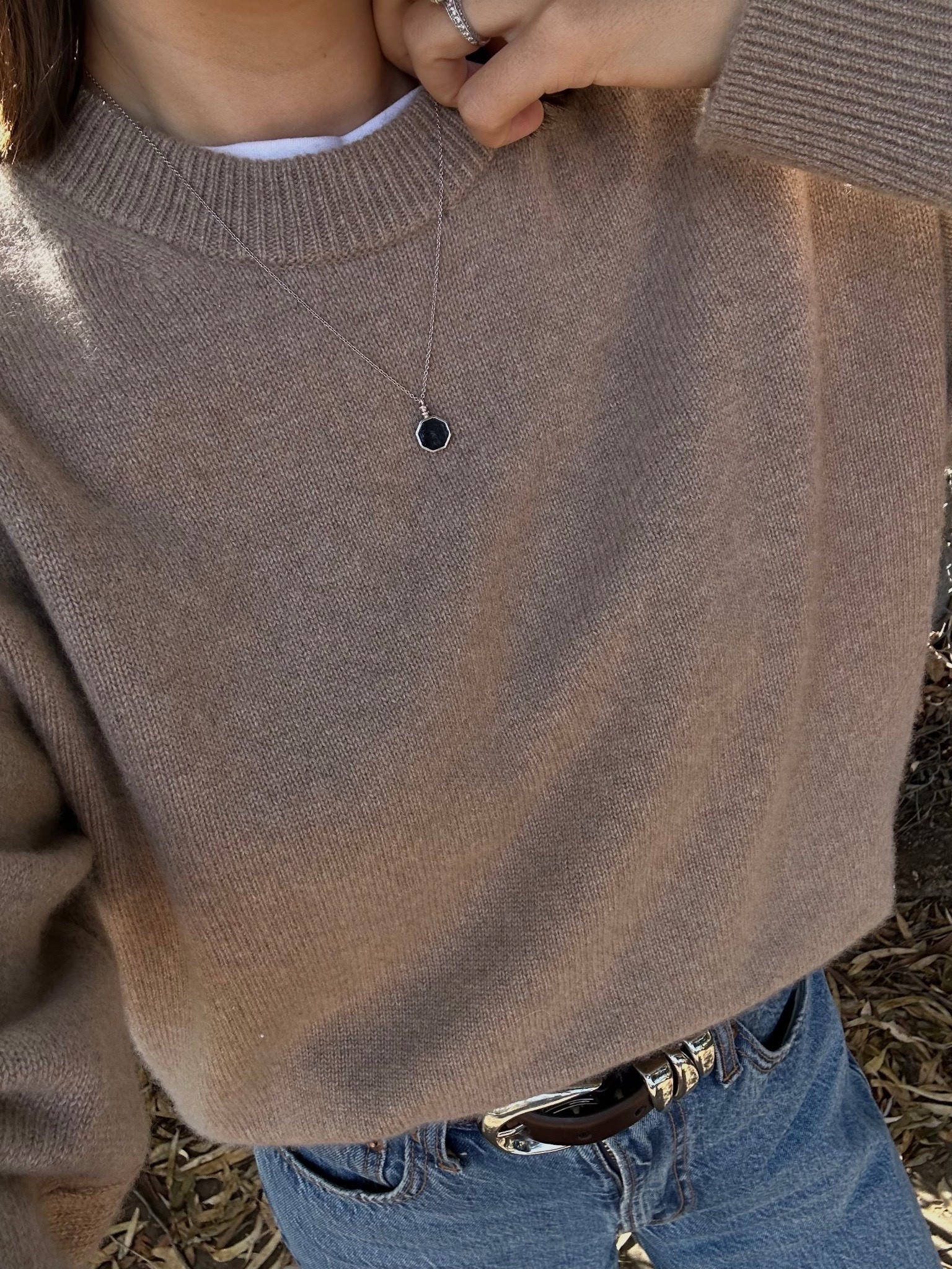 Rounding up my favorite cashmere sweaters! 

On sale: 
1. Aritzia — made from the good cashmere standard cashmere 
2. BR —  beautiful quality + included in their cyber Monday sale! Limited sizes left 
3. Everlane — 40% off, come in many colors 

Not on sale, but still a favorite: 
4. Quince cashmere crew — under $55
5. Quince oversized cashmere sweater — perfectly oversized + also comes in several colors 


#LTKSaleAlert #LTKCyberWeek