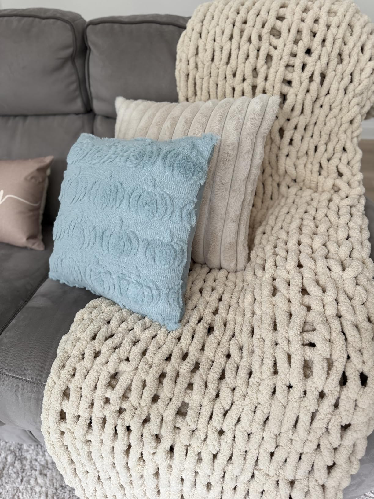 AVOIN colorlife Beige Fall Pumpkin Throw Pillow Covers 18x18 Inch | Amazon (US)