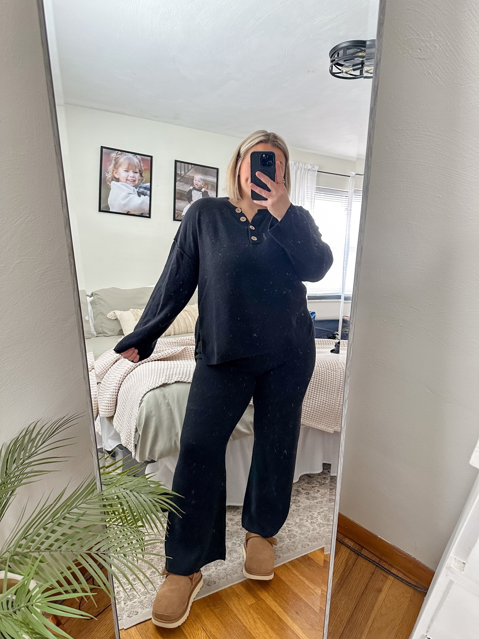 ootd for a little lunch date with my girl

wearing an XL


#LTKootd #LTKdayinmylife #LTKSaleAlert