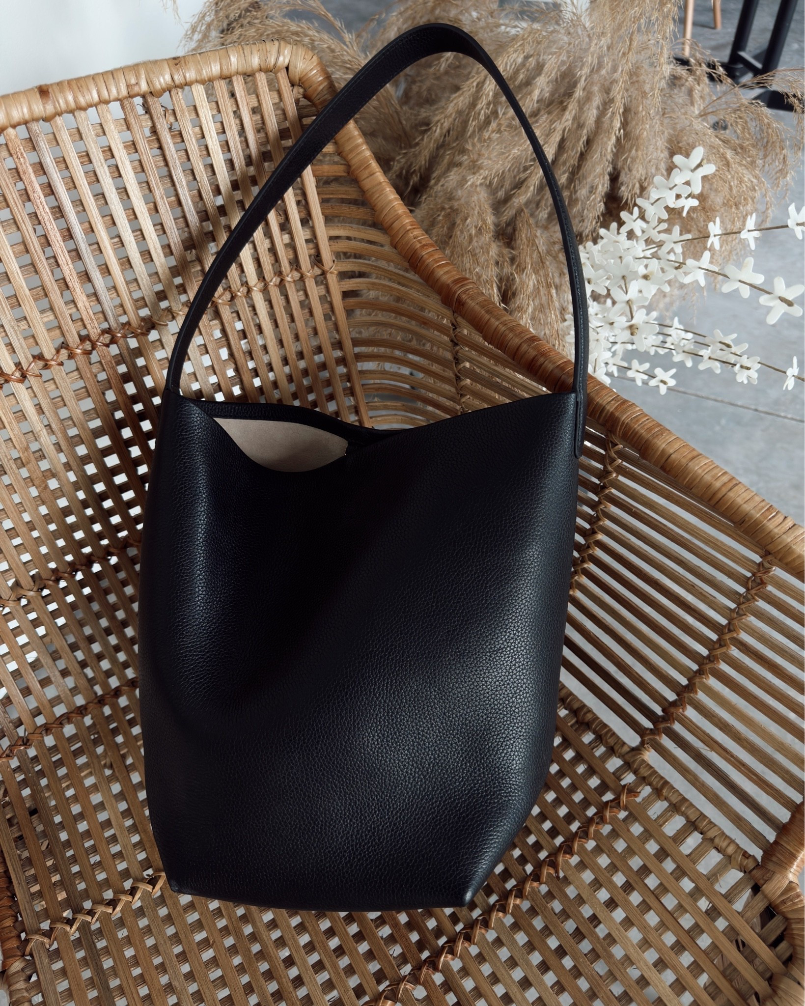 Adore this leather bag!

#LTKCon #LTKSaleAlert #LTKSeasonal