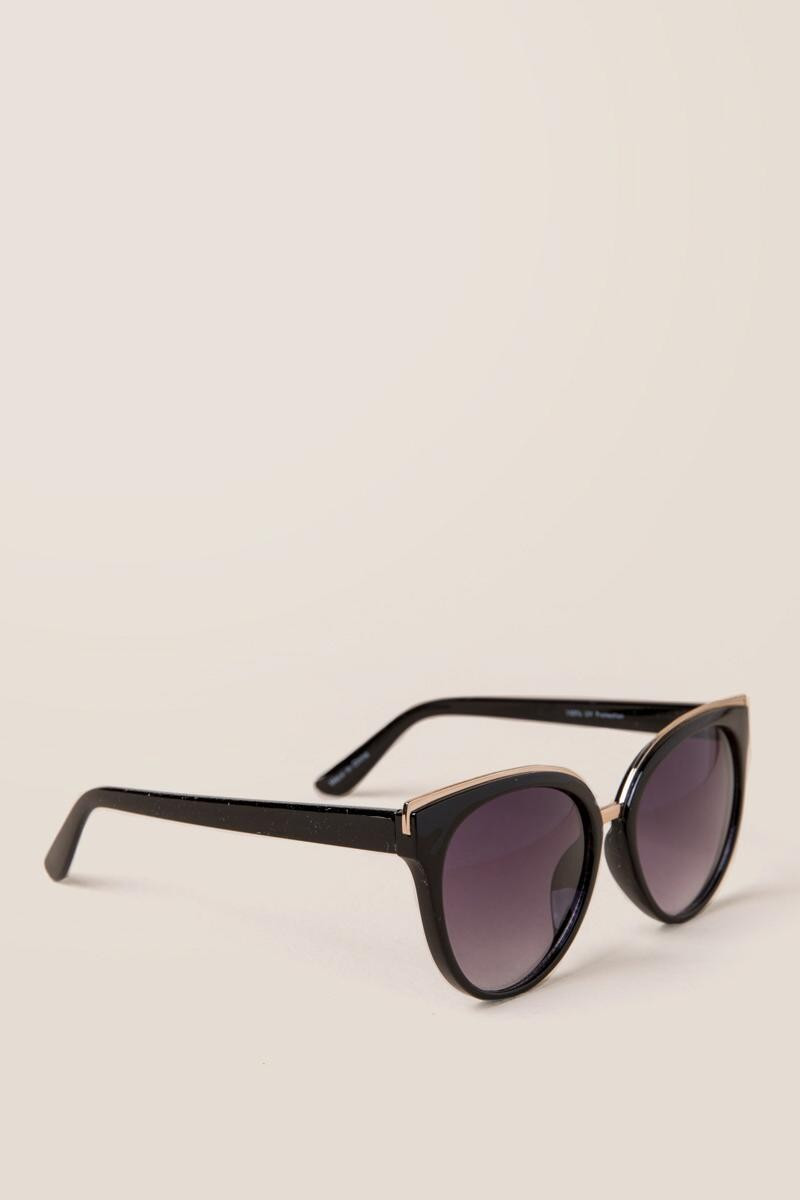 Phantom Gold Trim Sunglasses | Francesca’s Collections