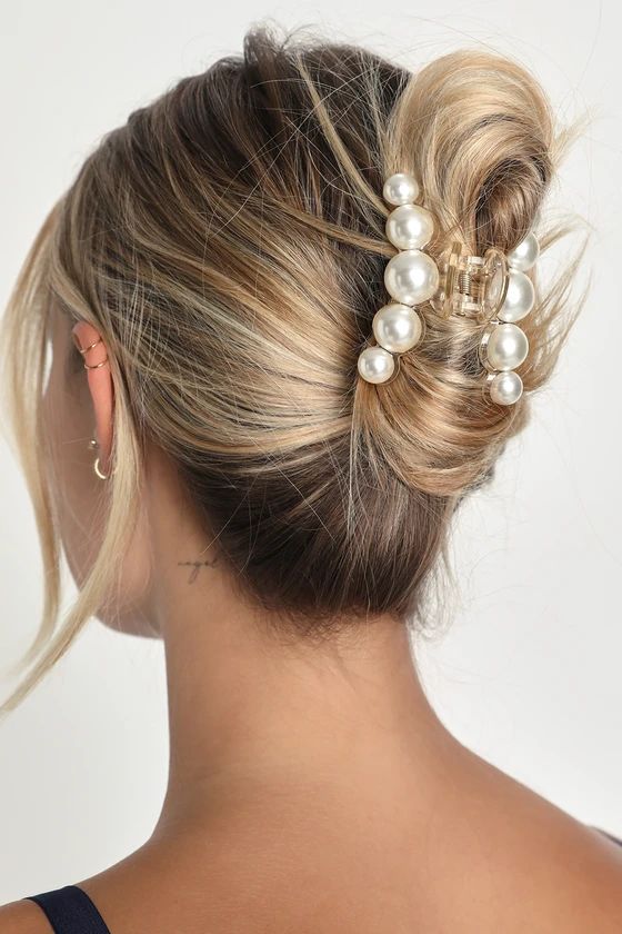 Luxe Locks Ivory Pearl Claw Hair Clip | Lulus (US)