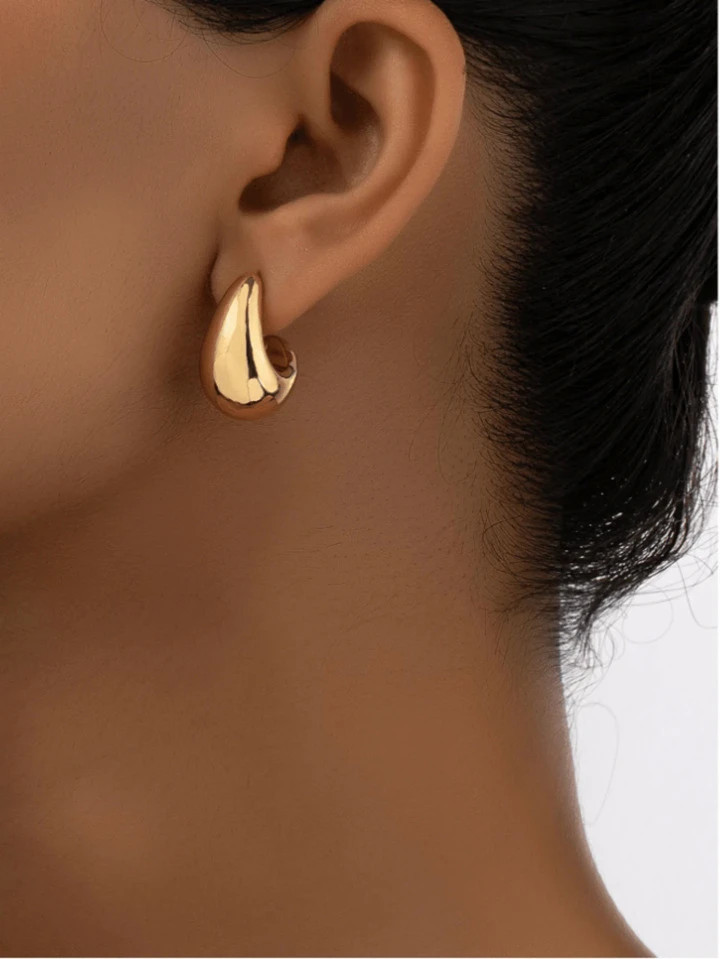 Trends1 Pair Of New Small-Sized Designed Party-Styled Women Simple And Exquisite Earrings | SHEIN