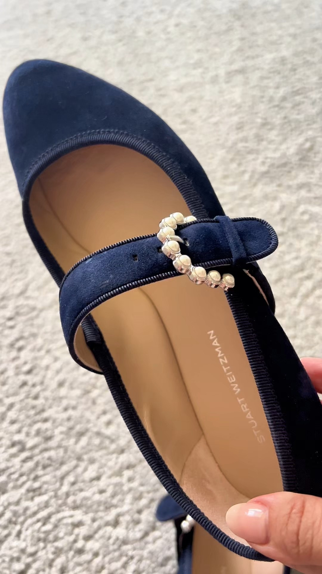 The prettiest Stuart Weitzman Mary Jane’s for a fraction of what they normally cost! I love the navy color and they are so classic and great for a capsule wardrobe. They fit true to size. 

Flats, women’s shoes, Mary Jane’s, ballet flat 

#LTKSaleAlert #LTKShoeCrush