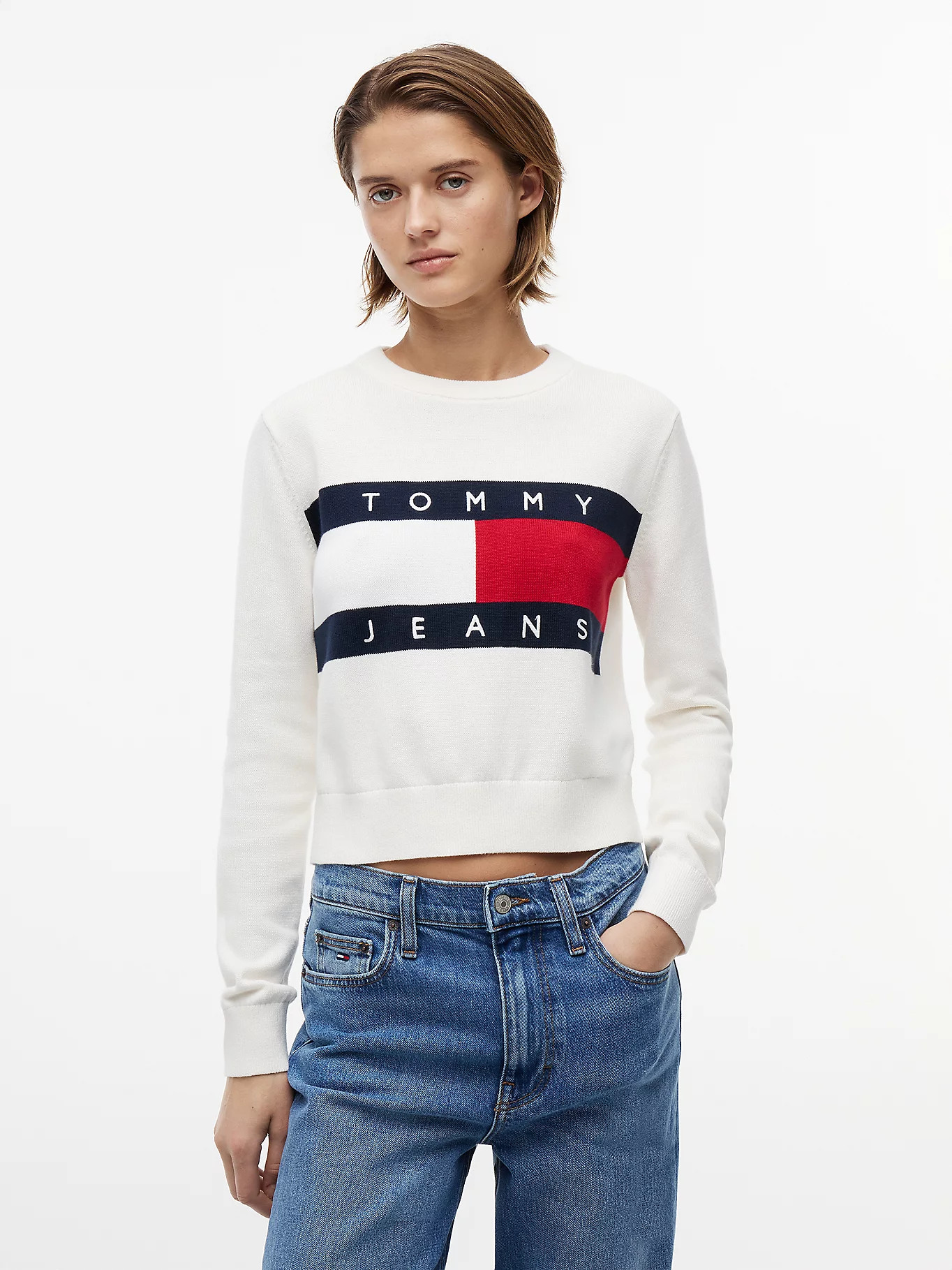 Tommy Flag Crew Neck Jumper | Beige | Tommy Hilfiger | Tommy Hilfiger UK