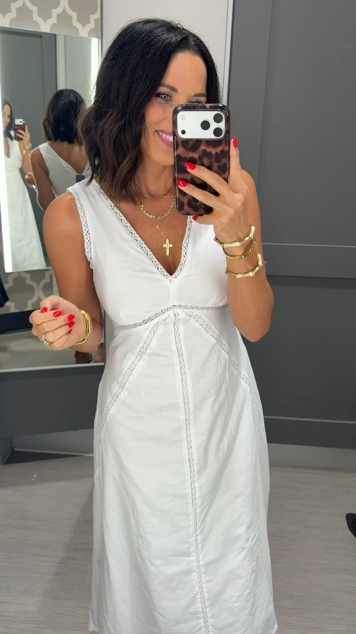The white dress that checks all the boxes. 🤍 Flattering, feminine, and so easy to dress up or down.

Size XS
5’3” for reference

#TargetStyle #TargetFinds #TargetFashion #WhiteDress #SummerStyle #AffordableFashion #EverydayStyle #LTKStyle #LTKCreator #TargetRun