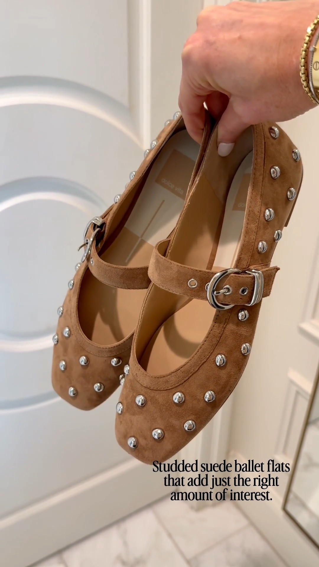 These studded ballet flats are perfect for fall! So so cute and comfy. Fits tts!

#LTKSeasonal