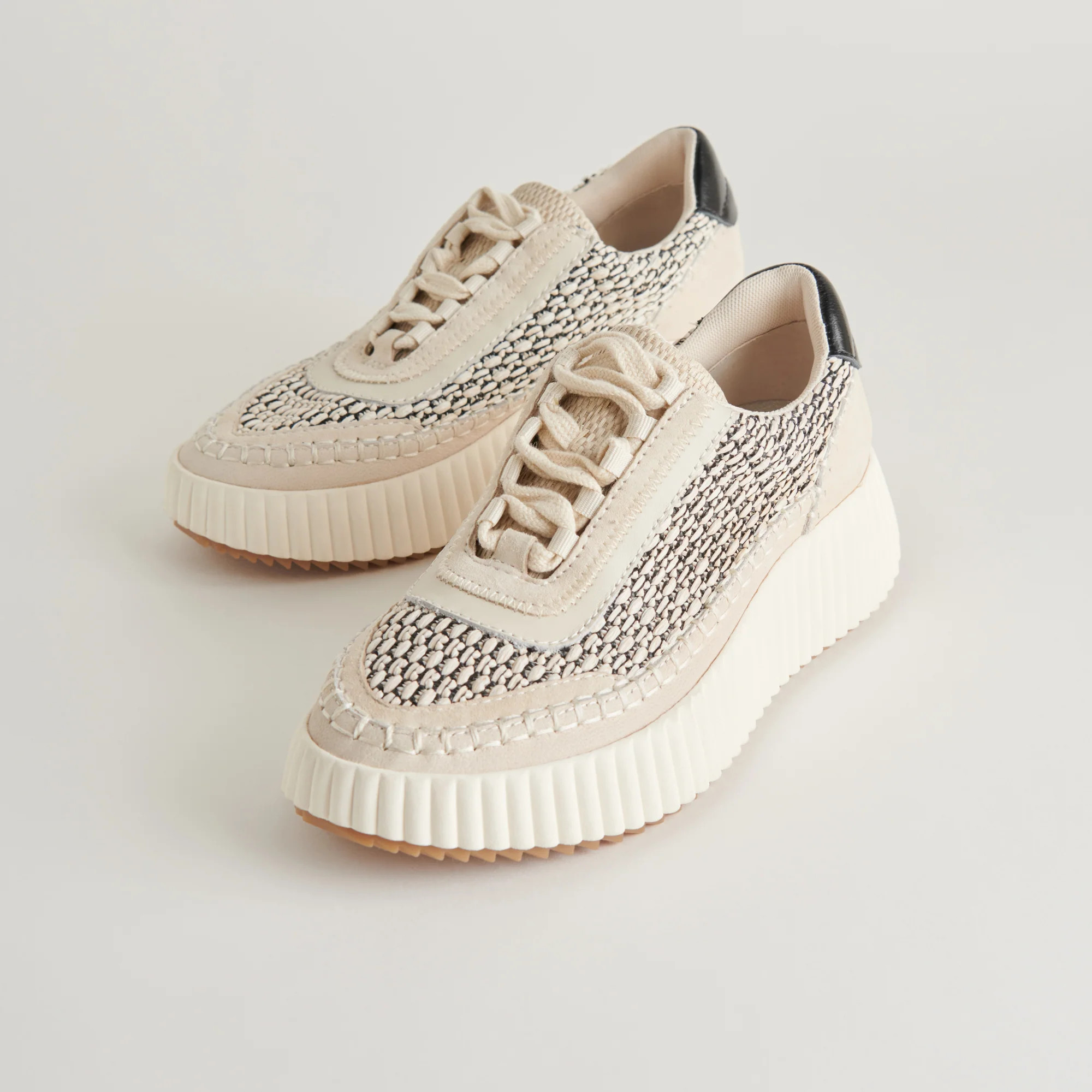 Dolen Sneakers | DolceVita.com