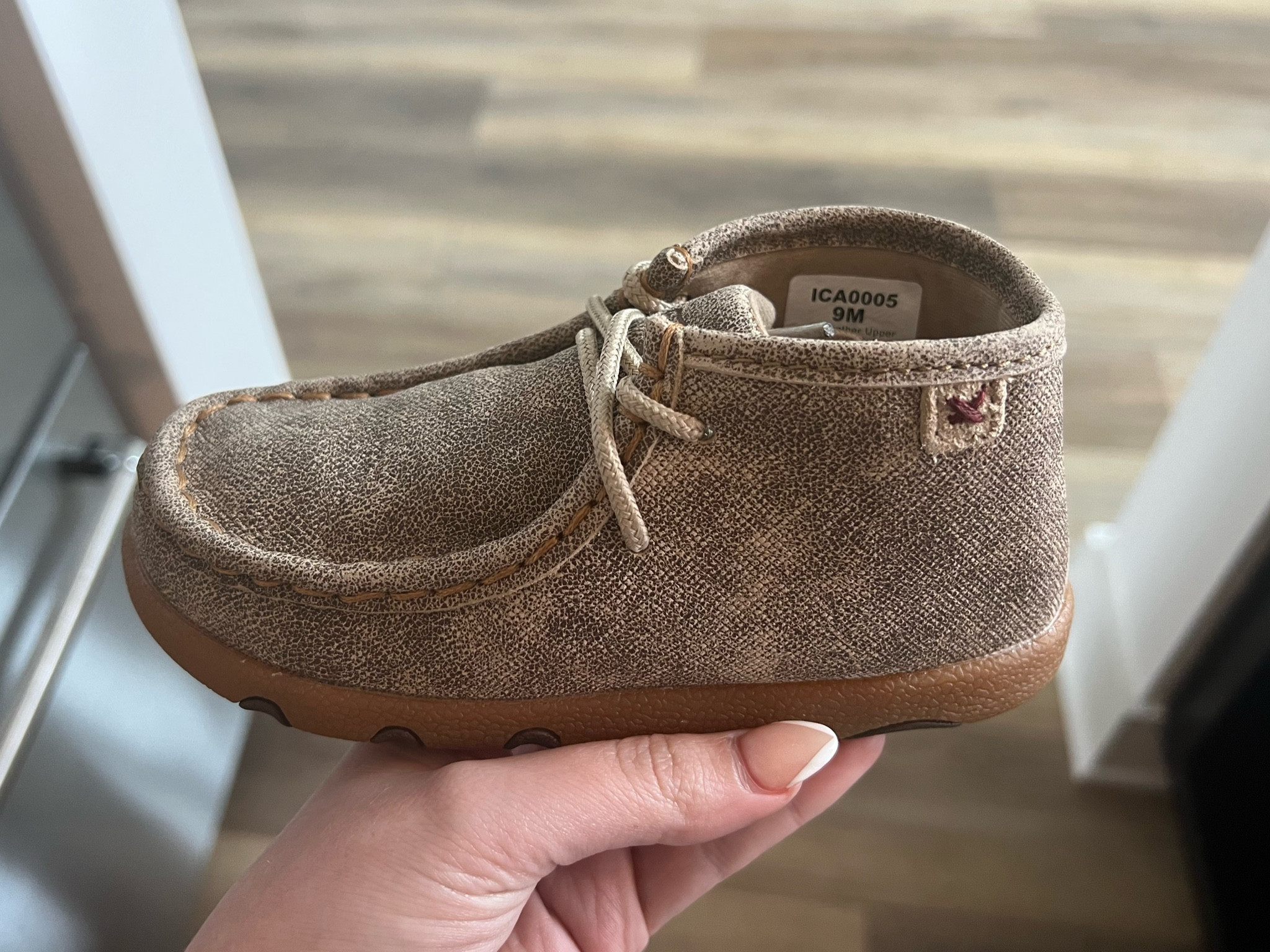 •The cutest fall boy shoes from Amazon•

#amazon #amazonfinds #amazonkidshoes #boy #boyshoes #toddlershoes #fallshoes #twistedx #chukka #loafers 

#LTKshoecrush #LTKfindsunder50 #LTKbaby