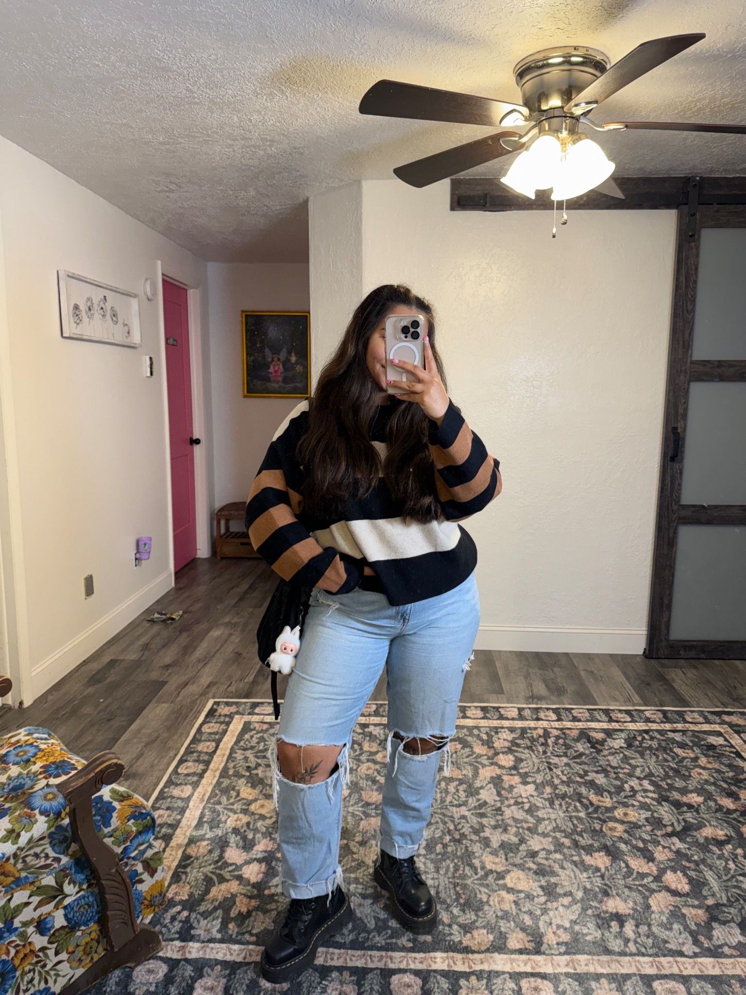 Fall ootd 🤎 wearing a large in the sweater and a 10 short in the jeans. **jeans might be low in stock so linking some of my other favorite jeans  

#LTKSaleAlert #LTKMidsize #LTKPetite