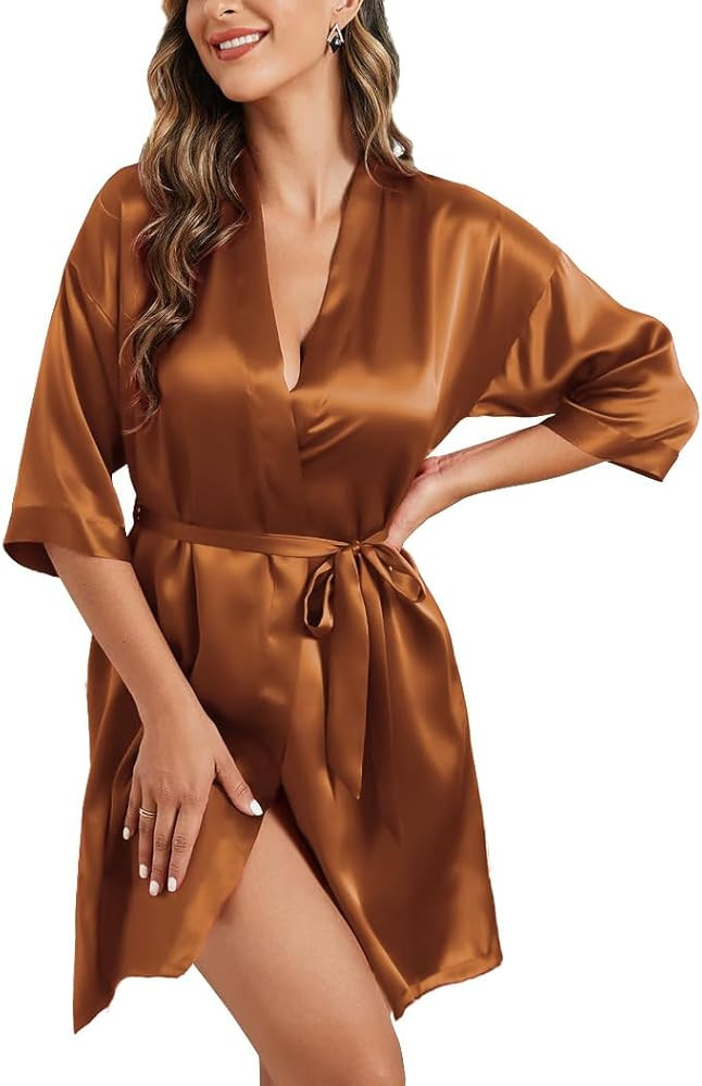 Gertisan Women's Silk Kimono Robes for Bride Bridesmaids Wedding Bridal Party Shorts Satin Bathro... | Amazon (US)
