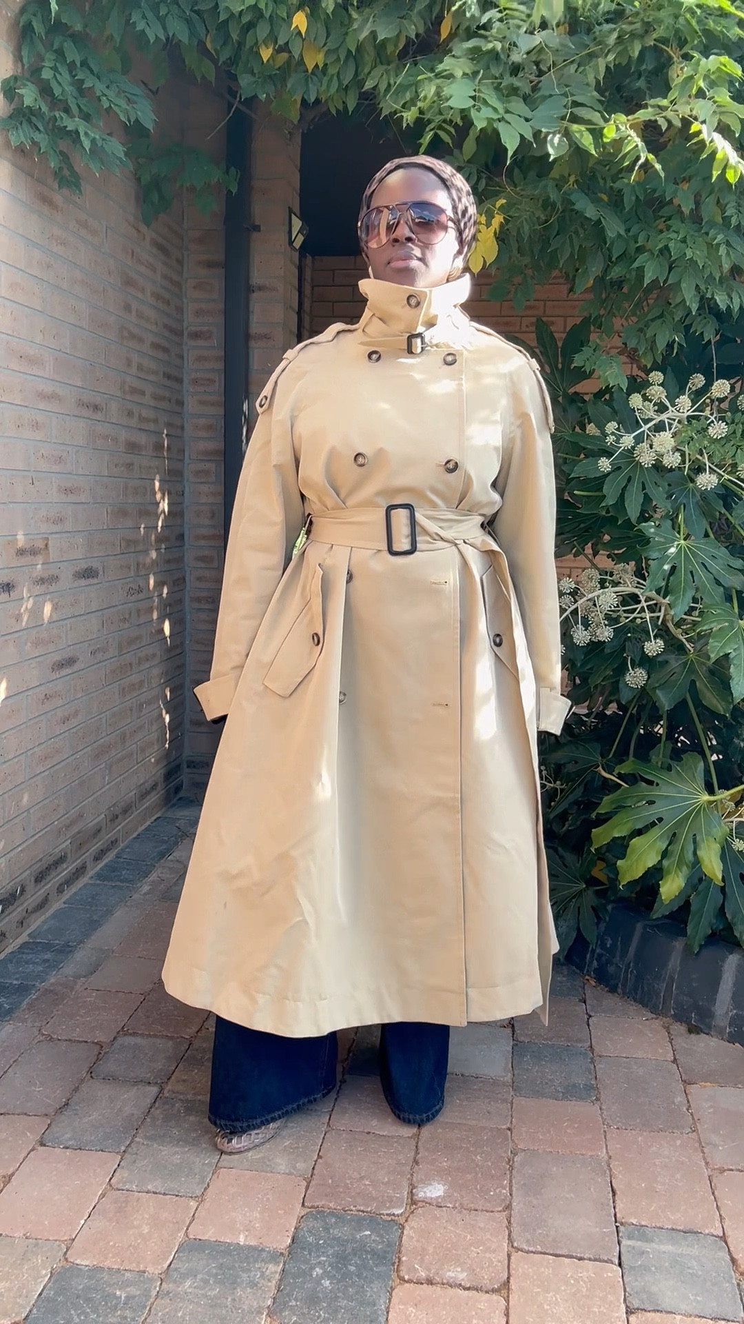 H&M nailed it with this funnel neck trench coat! It’s stunning currently on sale on the UK app! They are pretty oversized. The medium and large honestly fit the same the only difference was the neck on the large was wider which I preferred so went for large. 

#LTKModest #AutumnOutfits #falloutfitideas #trenchcoat

#LTKU #LTKSeasonal #LTKStyleTip
