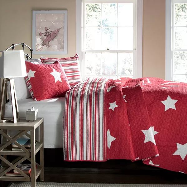 Lush Decor Red Star Reversible Quilt Set | Kohl's