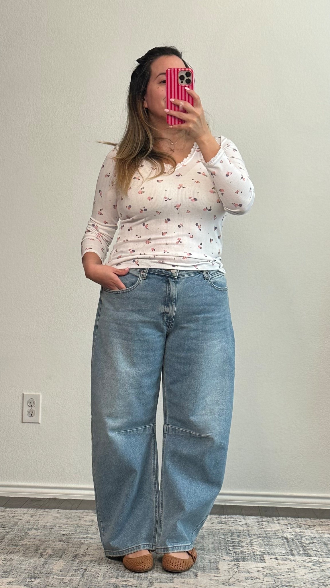 Tell me why I saw this pajama top and thought… cute with jeans? And I was right 😌 @nuuds 

#floraltop #spring #springtime #springtop 

#LTKootd #LTKdayinmylife #LTKmomlife