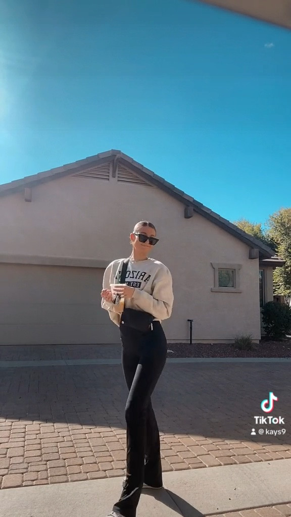 Tall girl friendly pants 🤭 5’11 with 34 inseam

#LTKfindsunder50 #LTKU #LTKstyletip