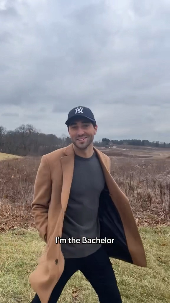 I’m the bachelor🤷🏻‍♂️

#LTKMens #LTKVideo #LTKStyleTip