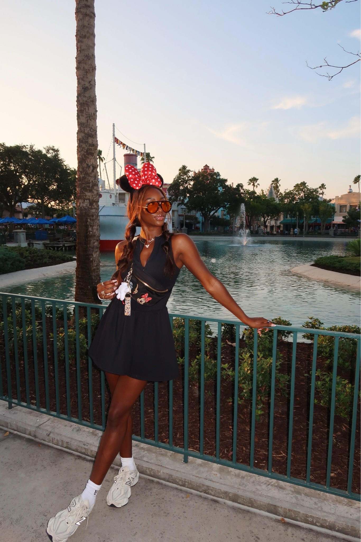 Hollywood Studios ‘fit for this July heat 🥵🥵🥵

#LTKTall #LTKTravel #LTKootd