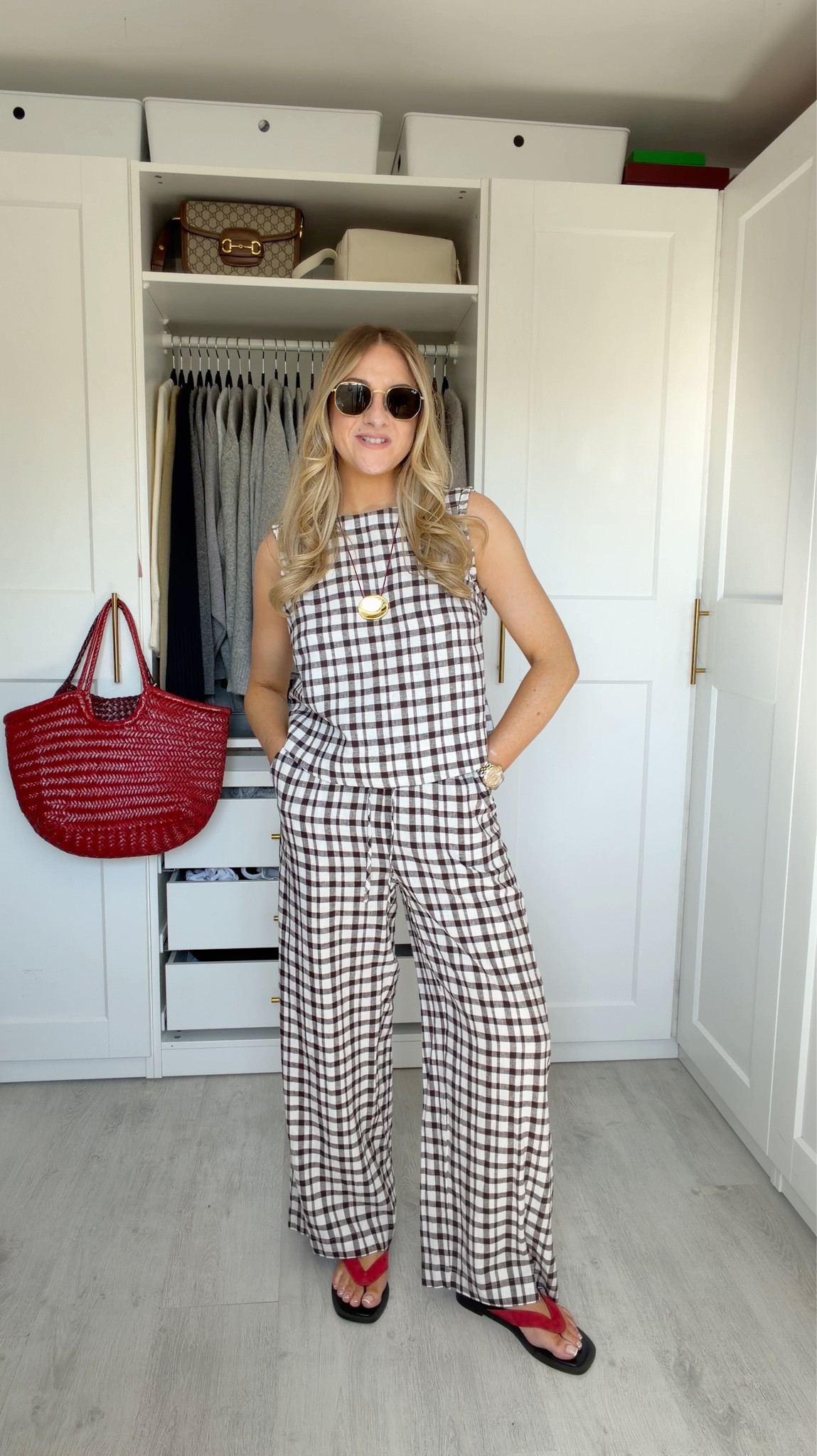 The gingham co-ord: Comfy & light, perfect for holidays, warm weather & even for an airport outfit! I wear 8 top & 8 short trousers.


#LTKspring #LTKtravel #LTKpetite