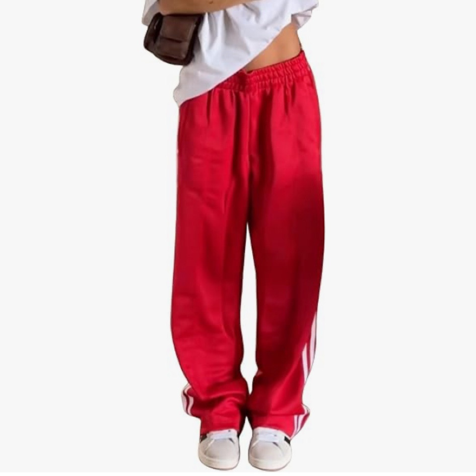 Women’s sweatpants / joggers! Fun for dance classes too! 