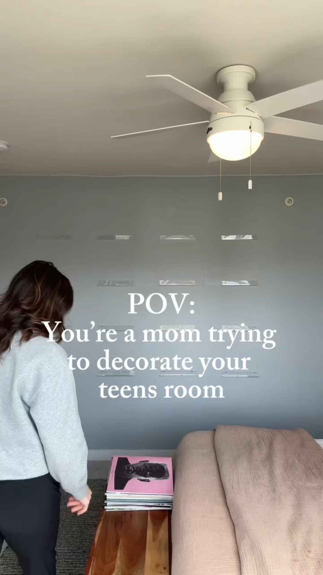 Stop searching Pinterest for how to decorate your teen’s room.
Instead, start with what they already love.

Music, sports, art, books — whatever they’re into. When the room reflects them, it instantly works.
In this case… vinyl records.

If you want the record shelves I used, comment SHELVES and I’ll send the link. 

#homedesign
#homedecorideas
#teenbedroom