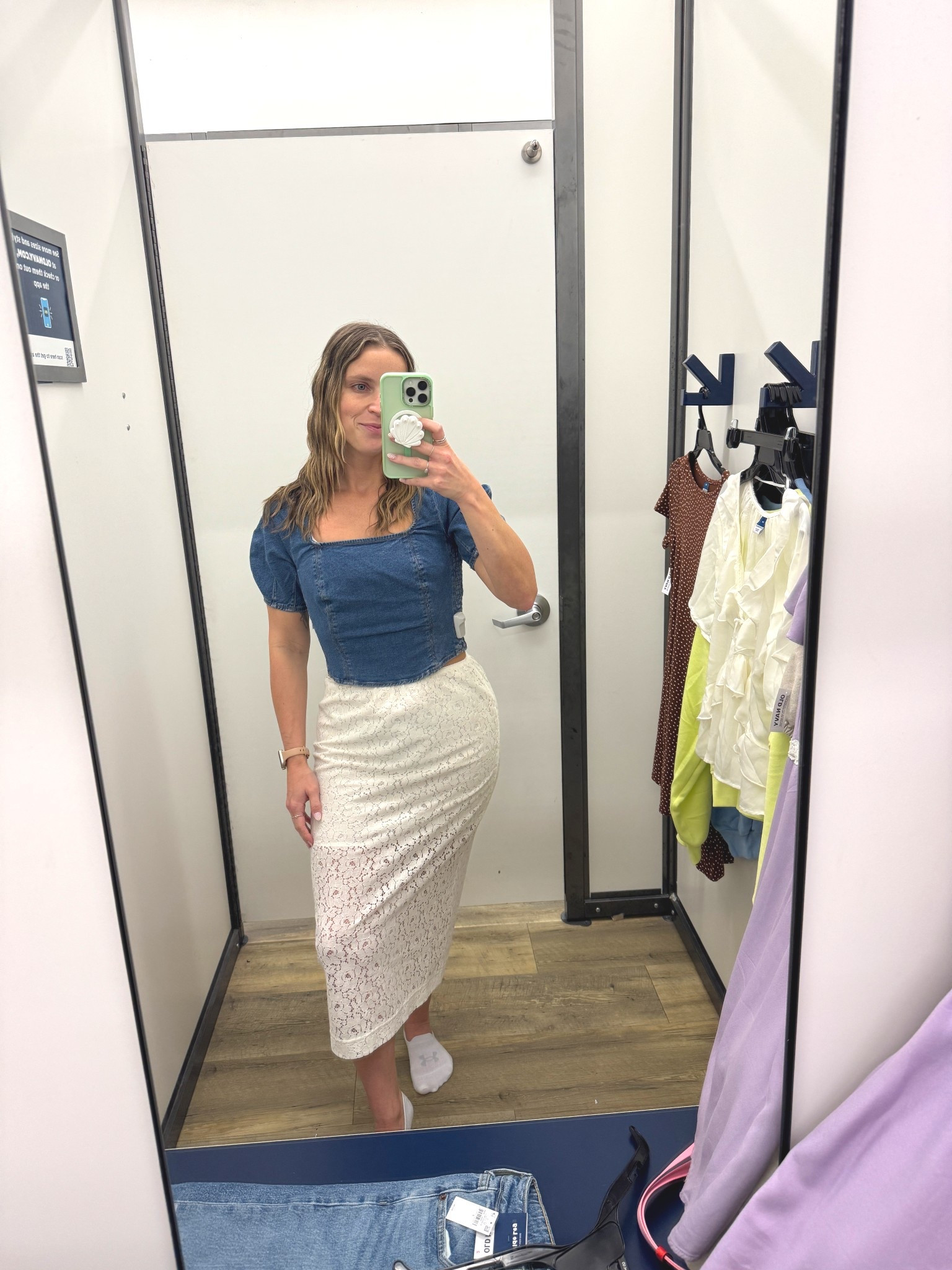 I wanted to love this denim corset top so bad — it looked perfect with this cream lace midi skirt 😭 But unfortunately, the fit wasn’t it for me (itty-bitty titty committee problems, iykyk.)

I did grab the skirt in an XS though because it’s so good — flattering fit, not see-through, and surprisingly comfy. Waiting on an Amazon denim top to pair with it instead.

#LTKStyleTip #LTKPetite #LTKFindsUnder50