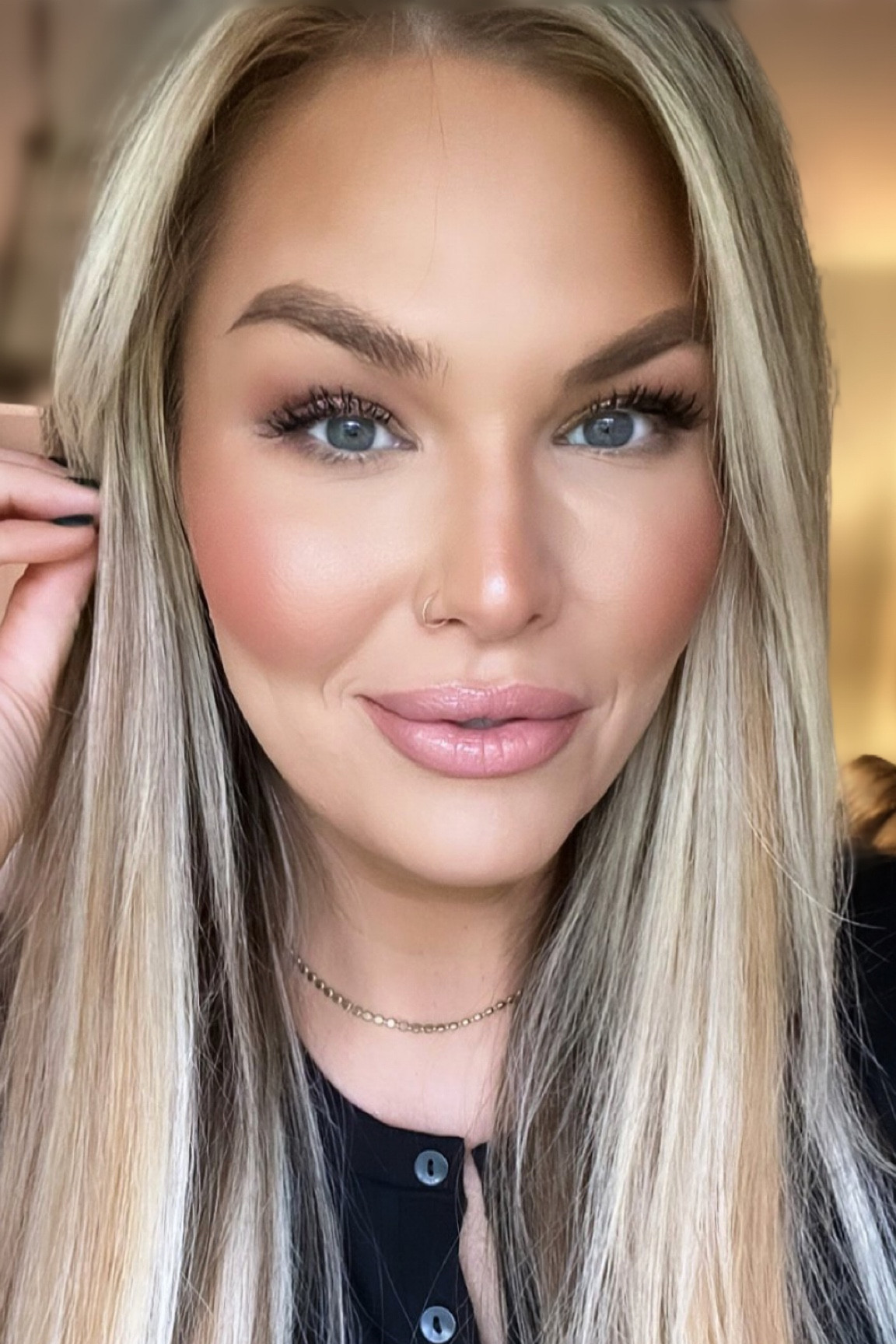 Get ready with me look ! My go to products as of lately! 

#LTKstyletip #LTKGiftGuide #LTKbeauty