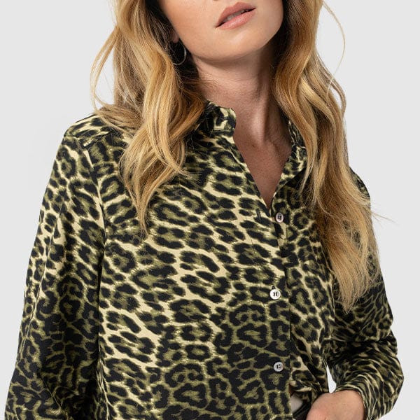 Anneliese Shirt - Green Leopard | Saint + Sofia