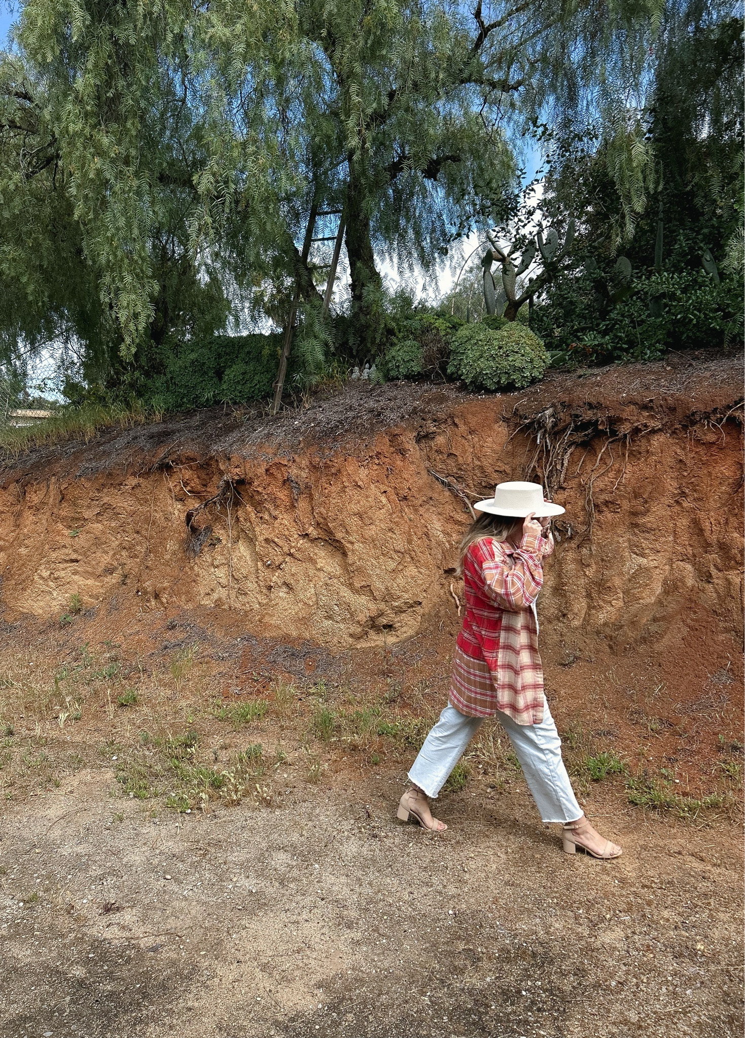 The coziest causal outfit with heels I’ve found yet. Happy Cinco de Mayo!

jeans, summer outfit, travel outfit, casual mom style, mom jeans

#LTKxMadewell #LTKFindsUnder100 #LTKMidsize